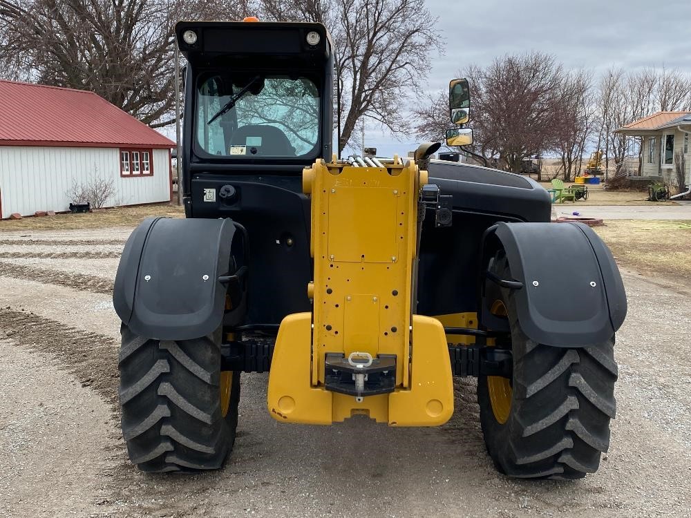 gallery 2019 Caterpillar TH408D 4x4x4 Ag Handler