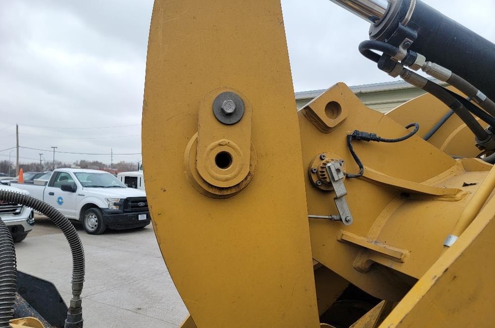 gallery 2016 Caterpillar 926M Wheel Loader W4-IN-1 Bucket
