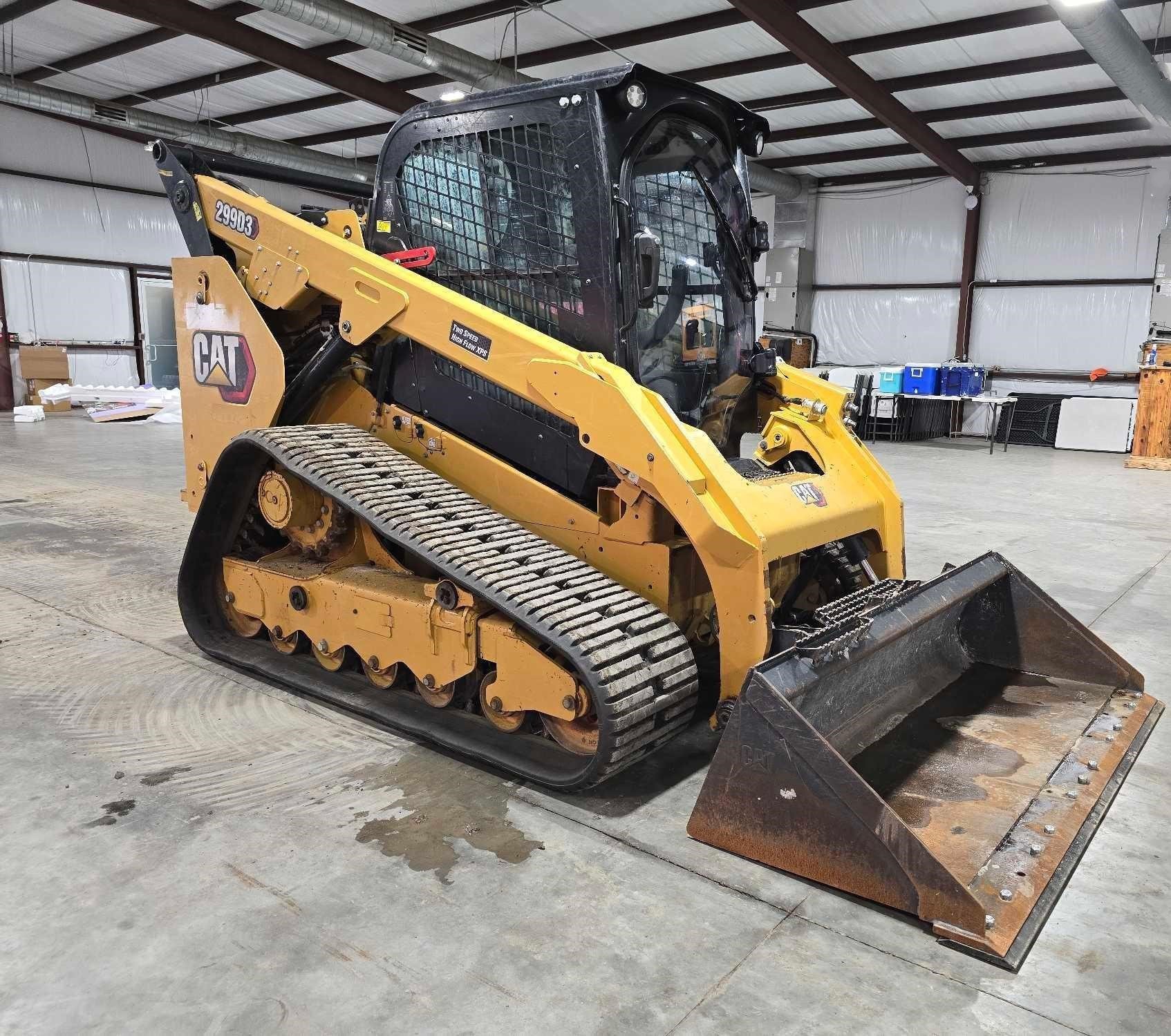 gallery 2022 Caterpillar 299D3 skid steer