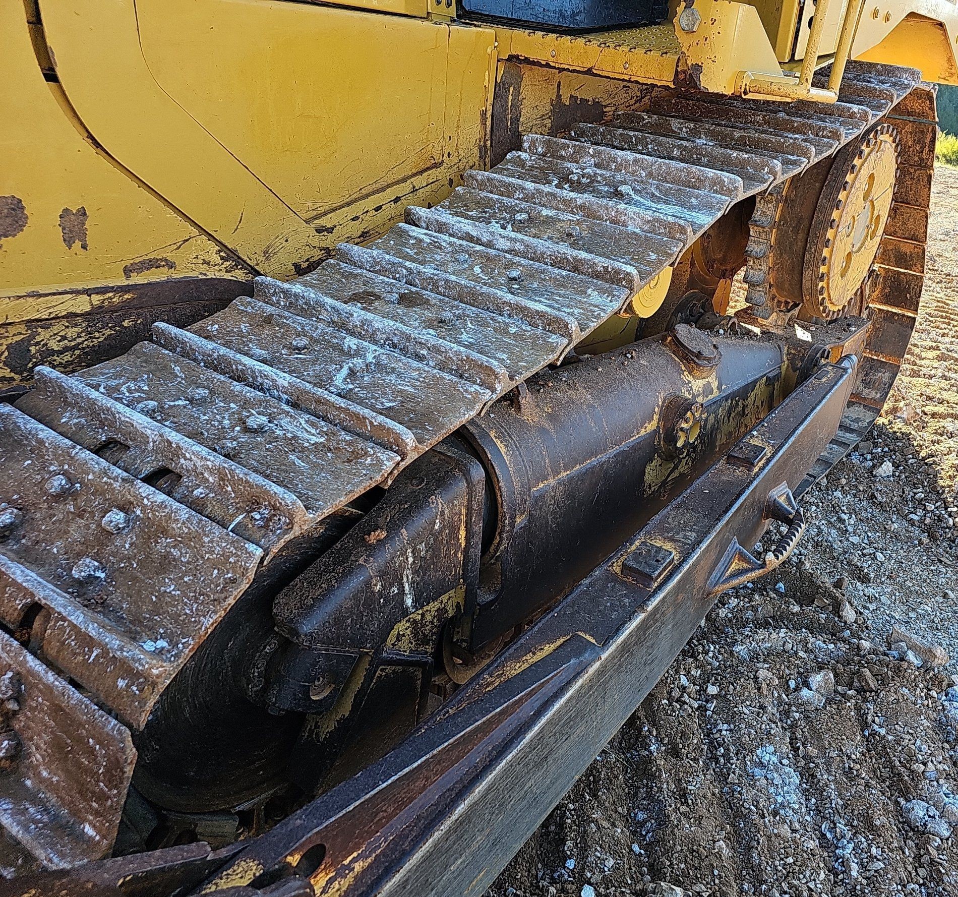 gallery 2014 Caterpillar D6T XL dozer