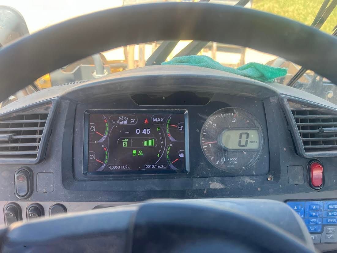 gallery 2014 Komatsu WA270-7 wheel loader