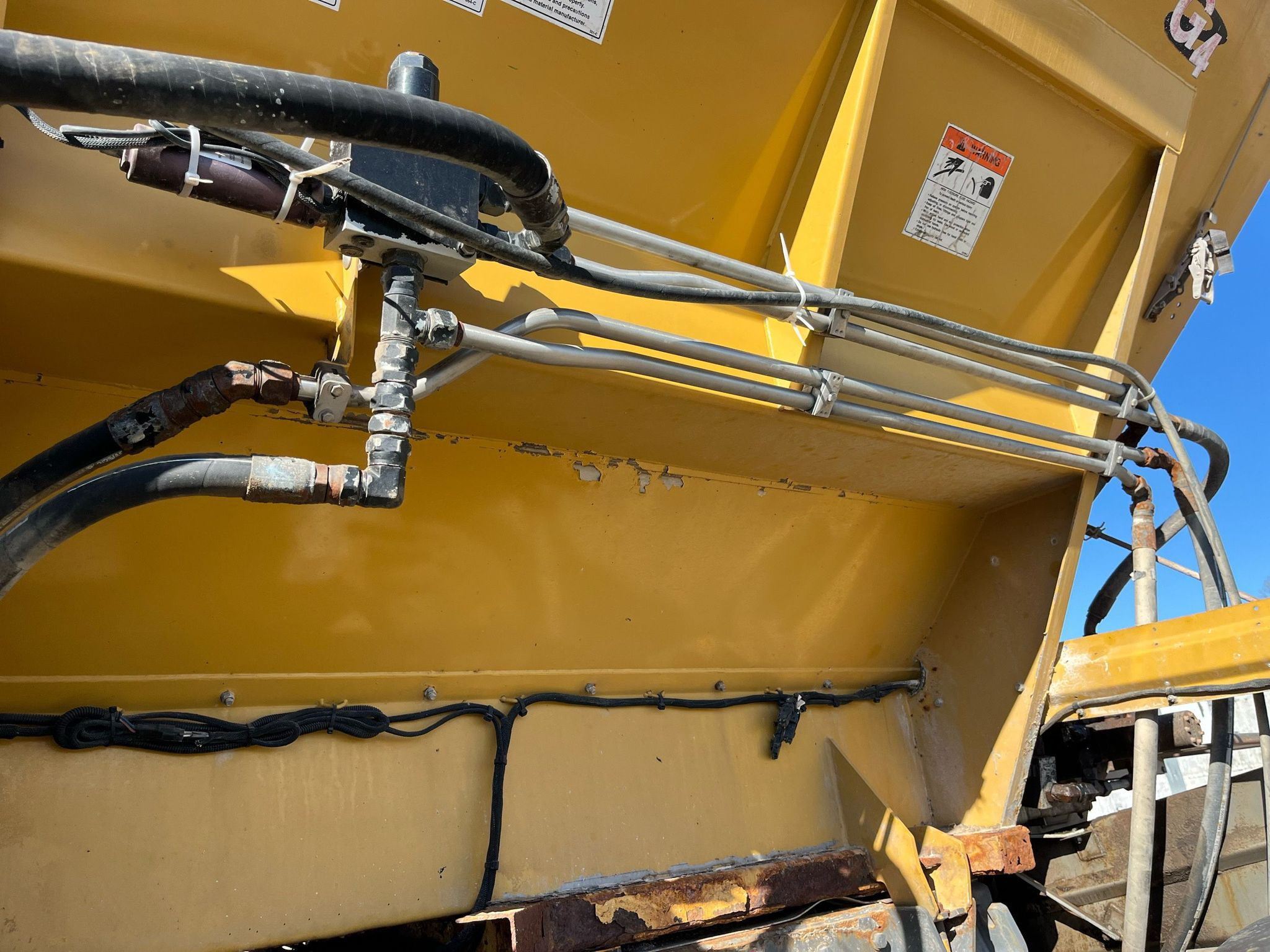 gallery 2013 Rogator RG1100 applicator