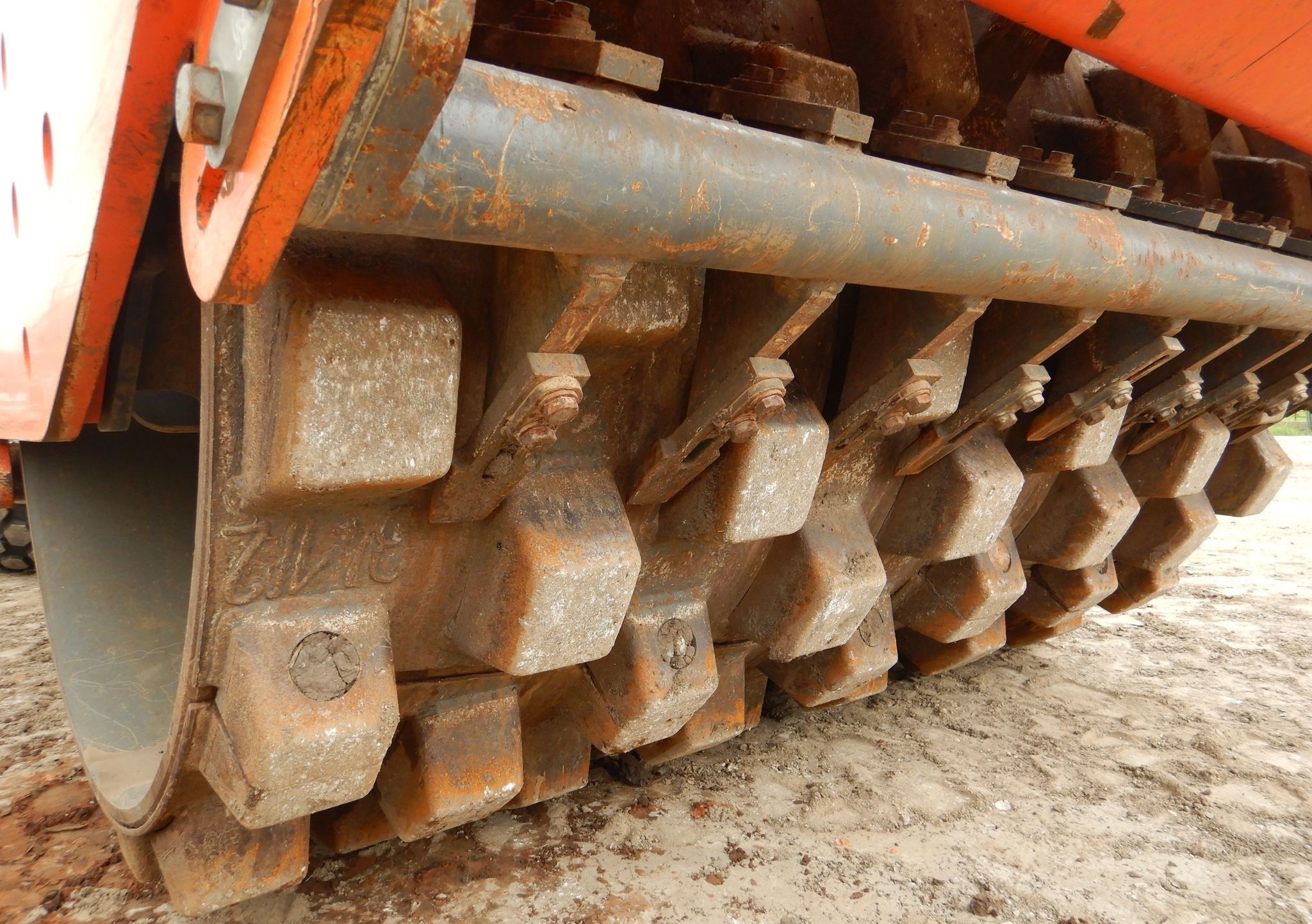 gallery 2016 Hamm H11I vibratory roller