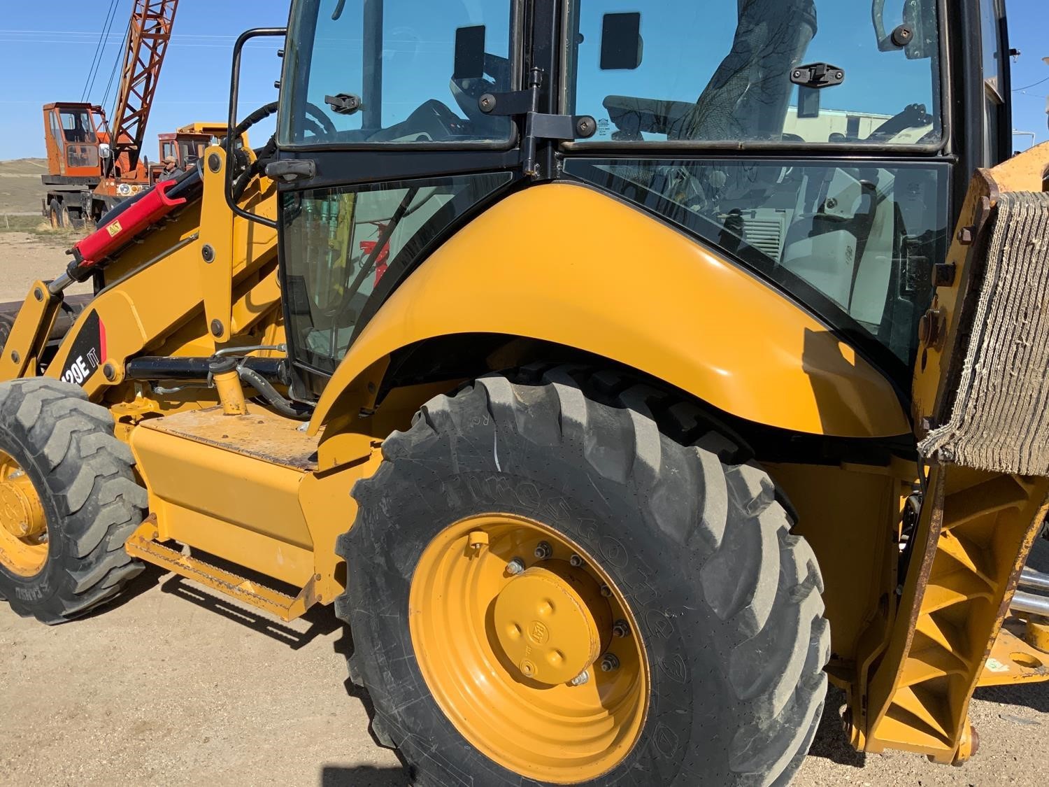 gallery 2011 Caterpillar 420E IT 4x4 Loader Backhoe