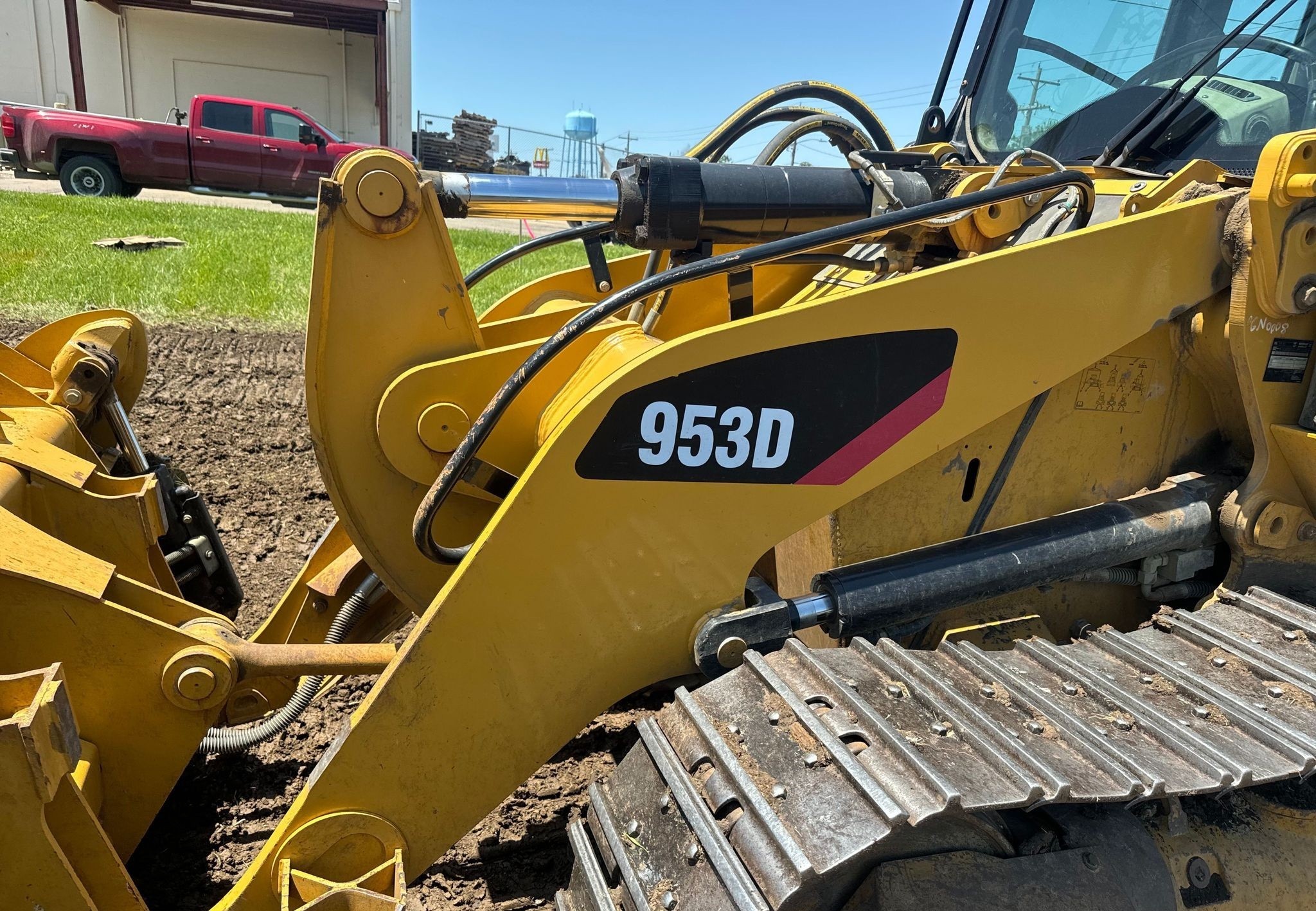 gallery 2016 Caterpillar 953D track loader
