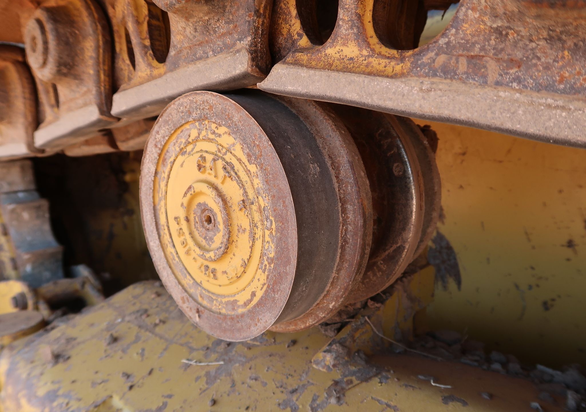 gallery 2014 Caterpillar D6K2 XL dozer