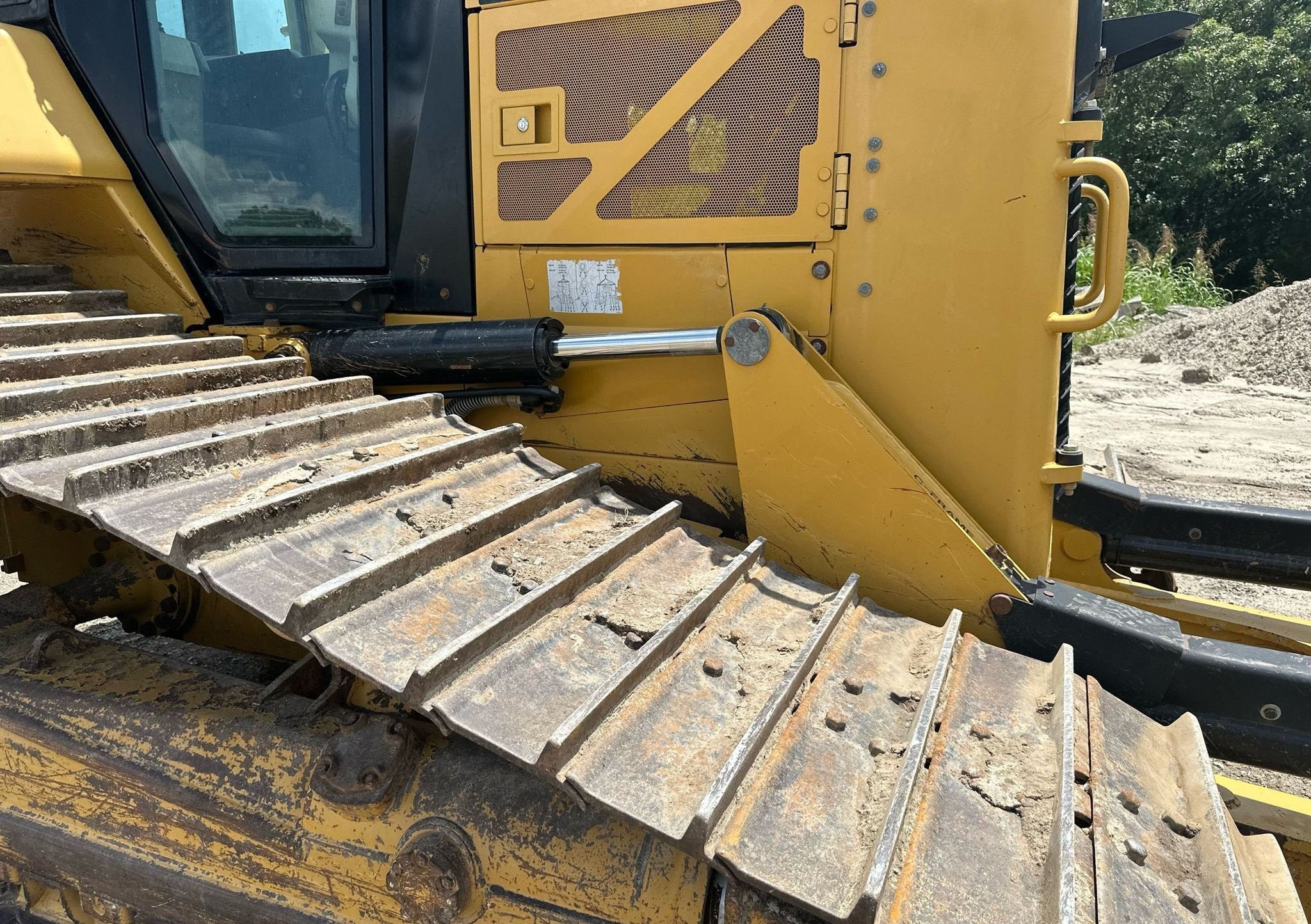 gallery 2012 Caterpillar D6N LGP dozer