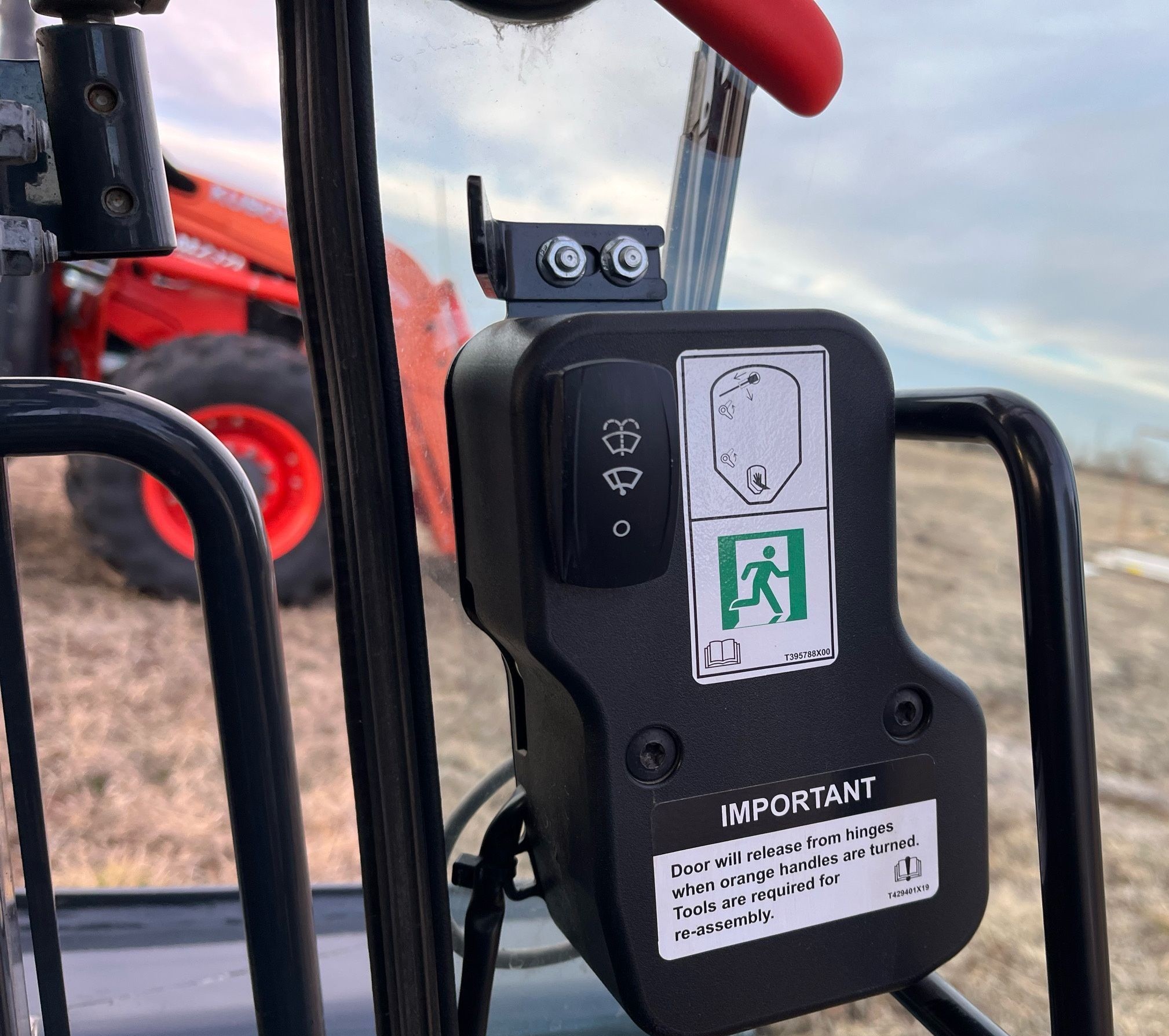 gallery 2019 John Deere 325G tracked skid steer loader