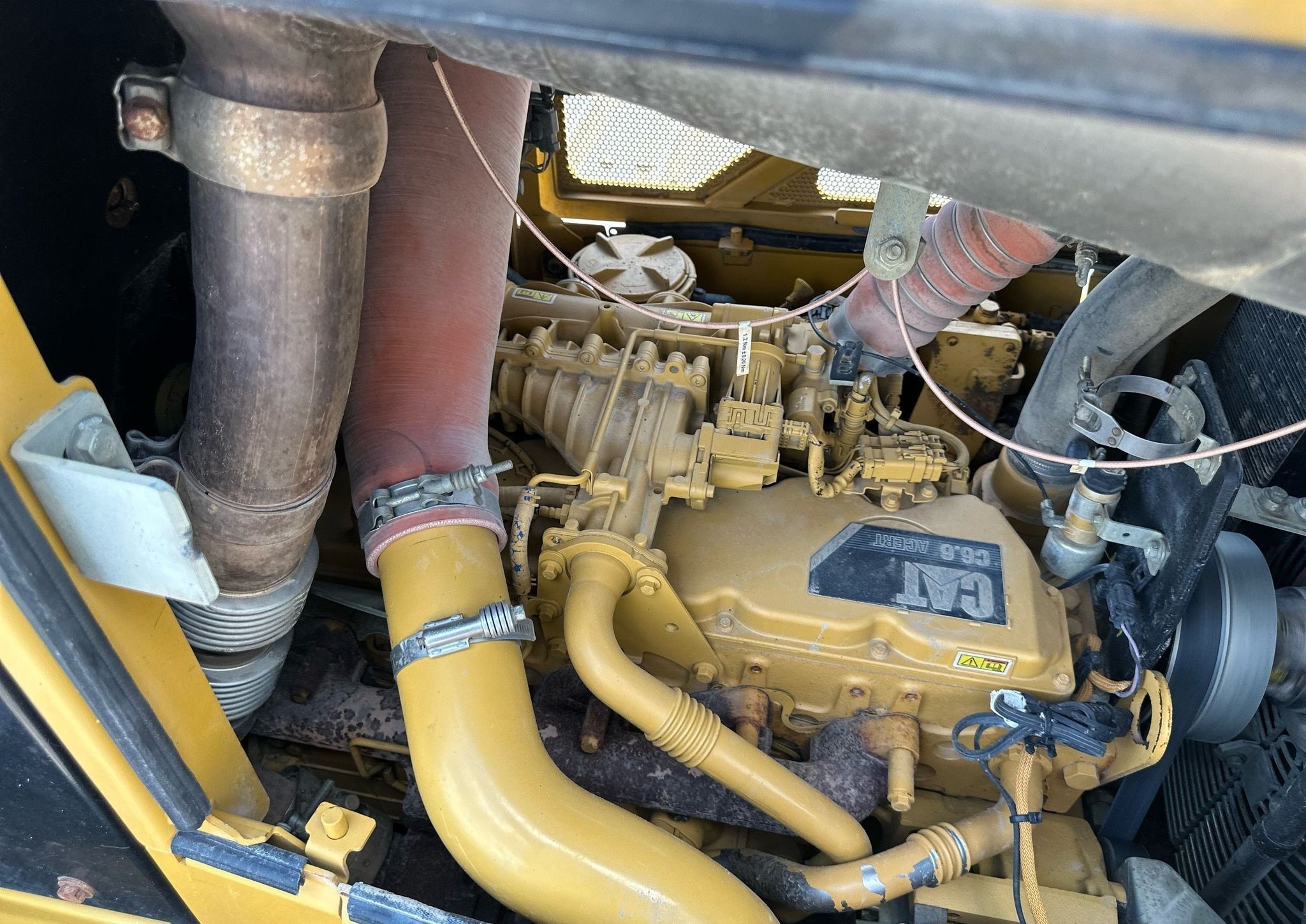 gallery 2012 Caterpillar D6N LGP dozer