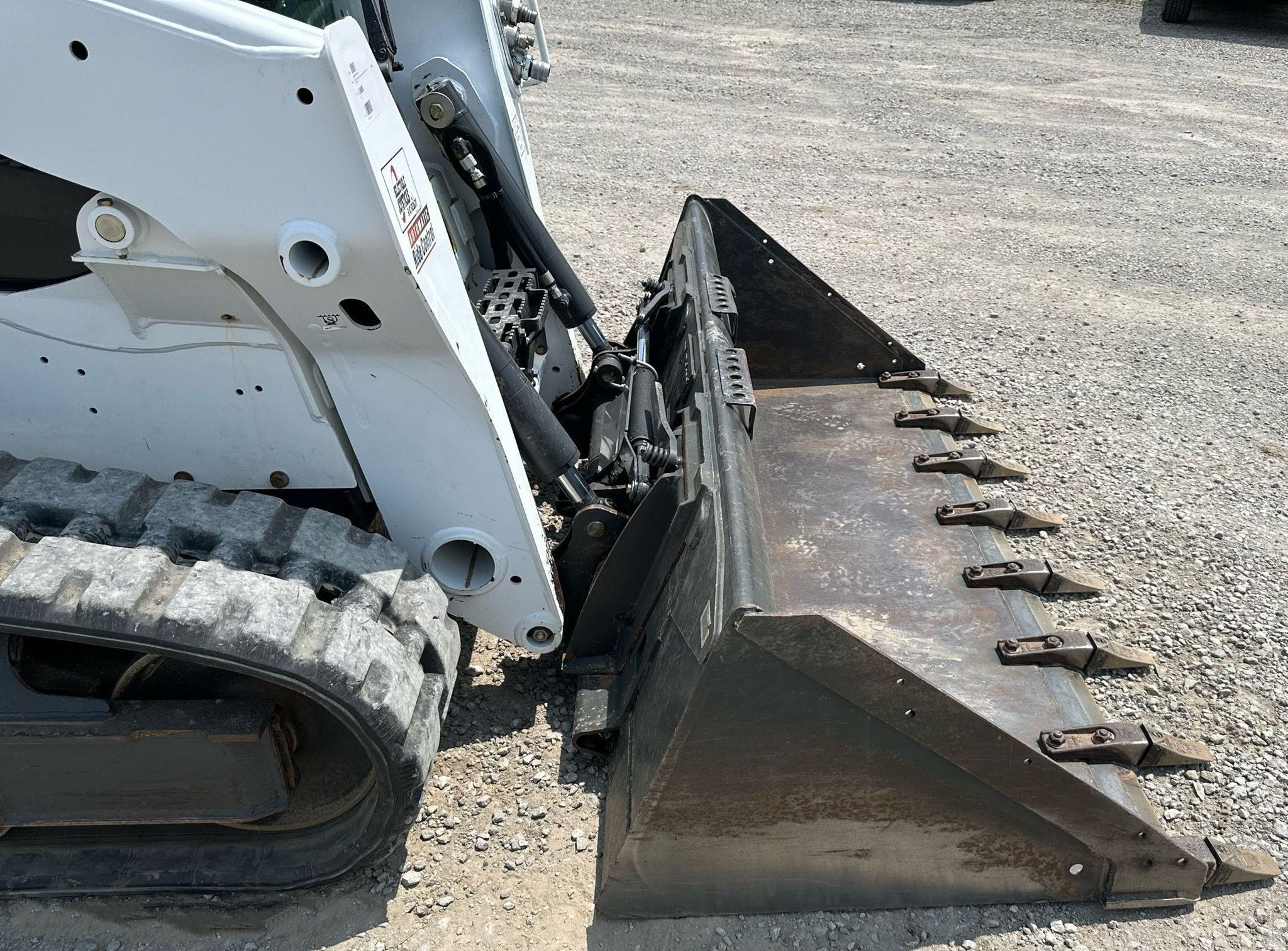 gallery 2021 Bobcat T595 tracked skid steer loader