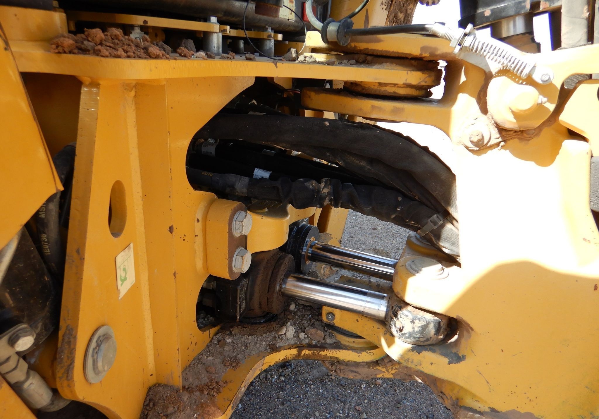 gallery 2013 Caterpillar 420F backhoe