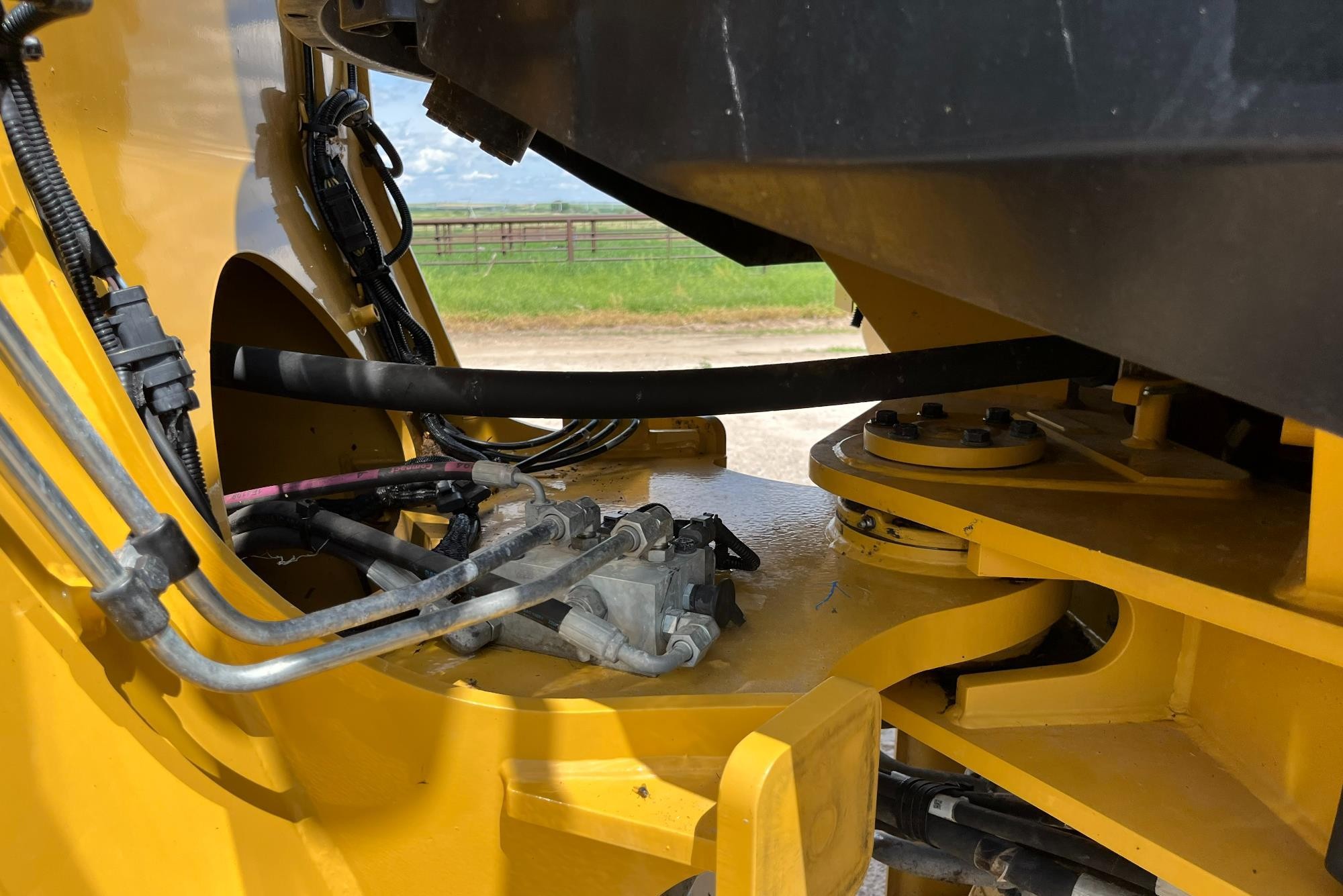 gallery 2015 Caterpillar 924K High Lift Wheel Loader