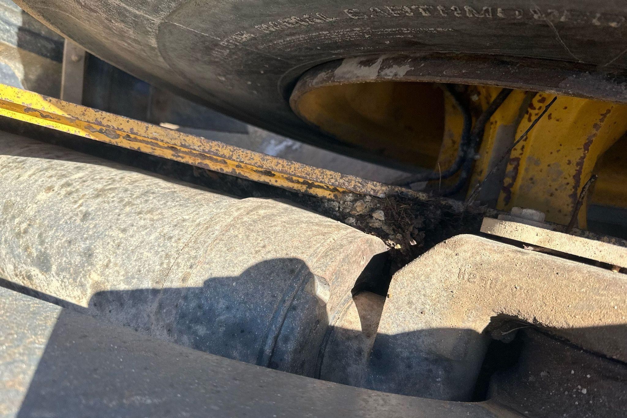 gallery 2006 John Deere 844J wheel loader