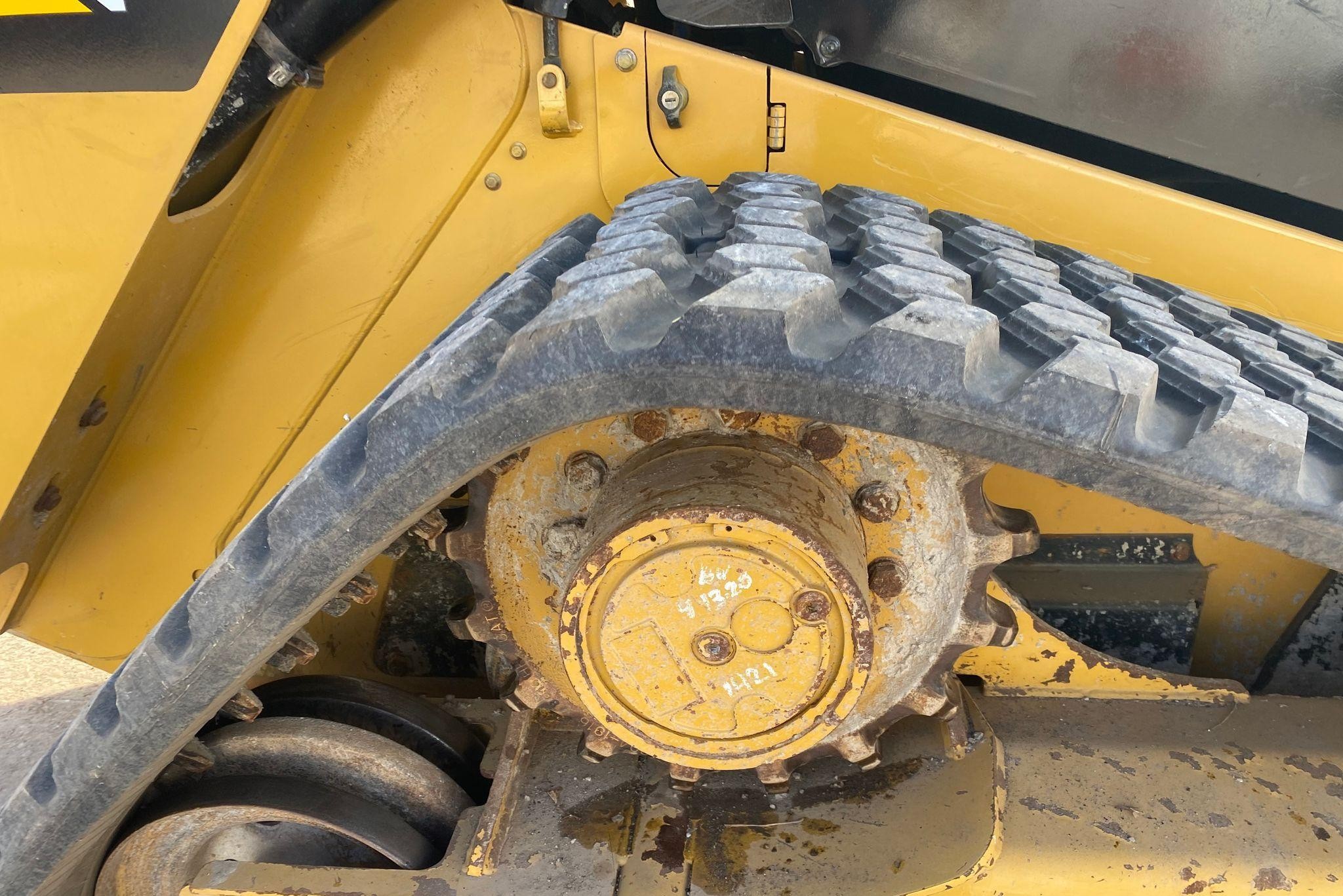 gallery 2018 Caterpillar 289D Tracked Skid Steer Loader