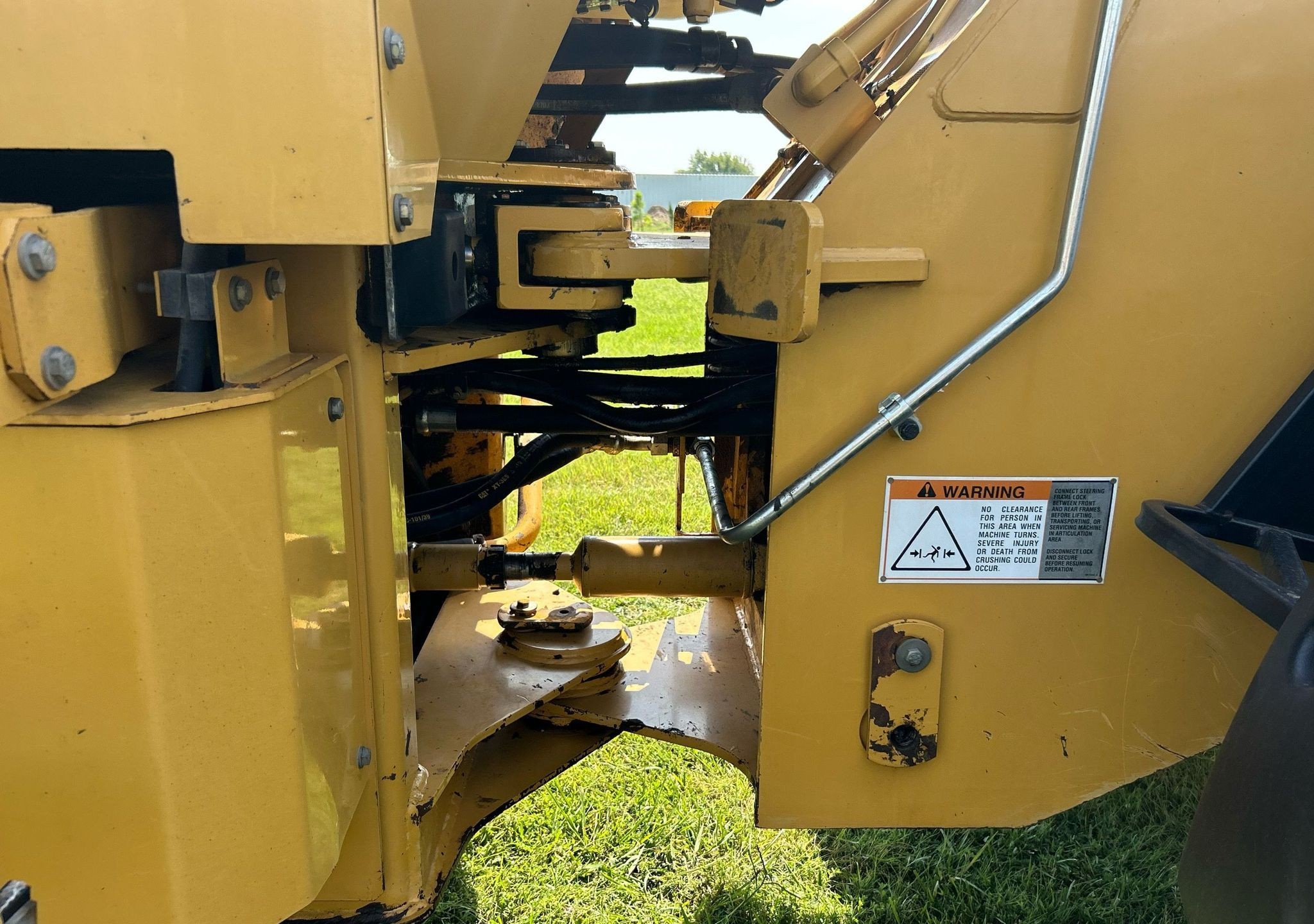 gallery 2001 Caterpillar 924G wheel loader