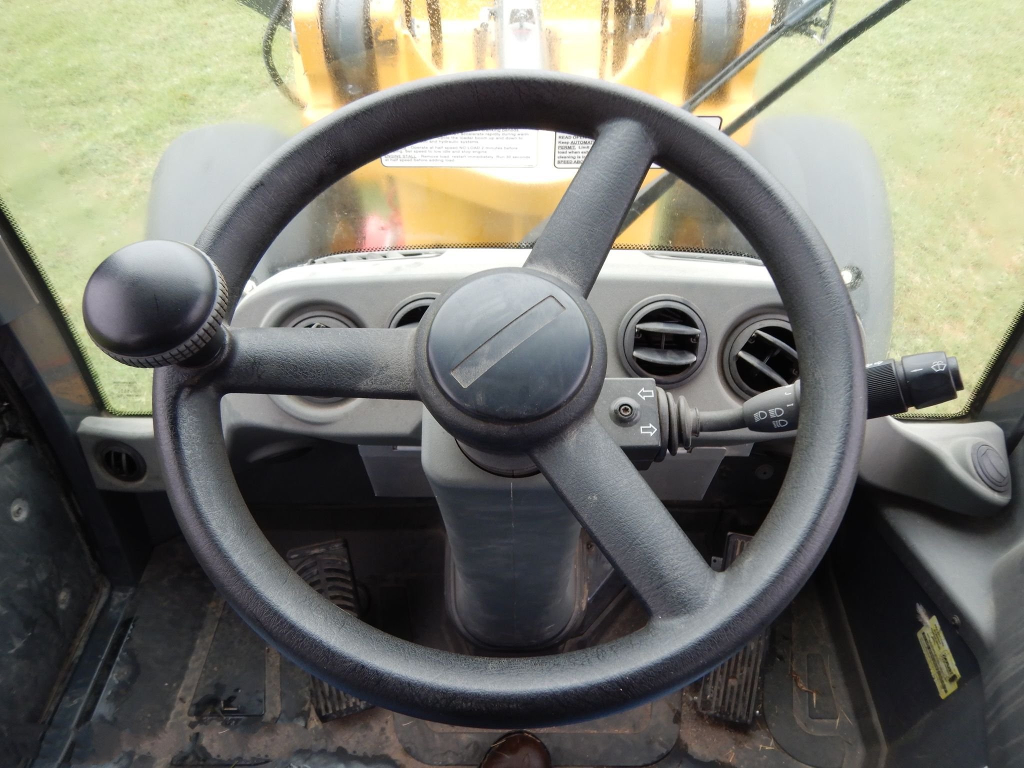 gallery 2018 John Deere 204L Wheel Loader