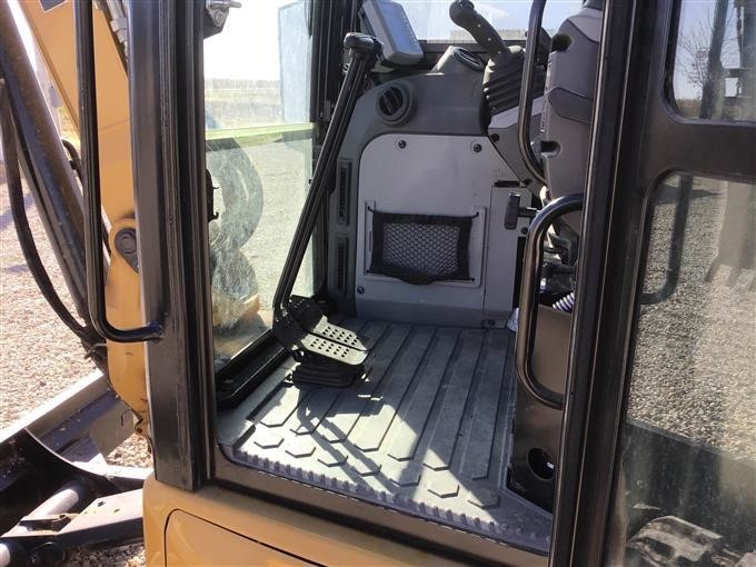 gallery 2015 Caterpillar 305E2CR Mini Excavator