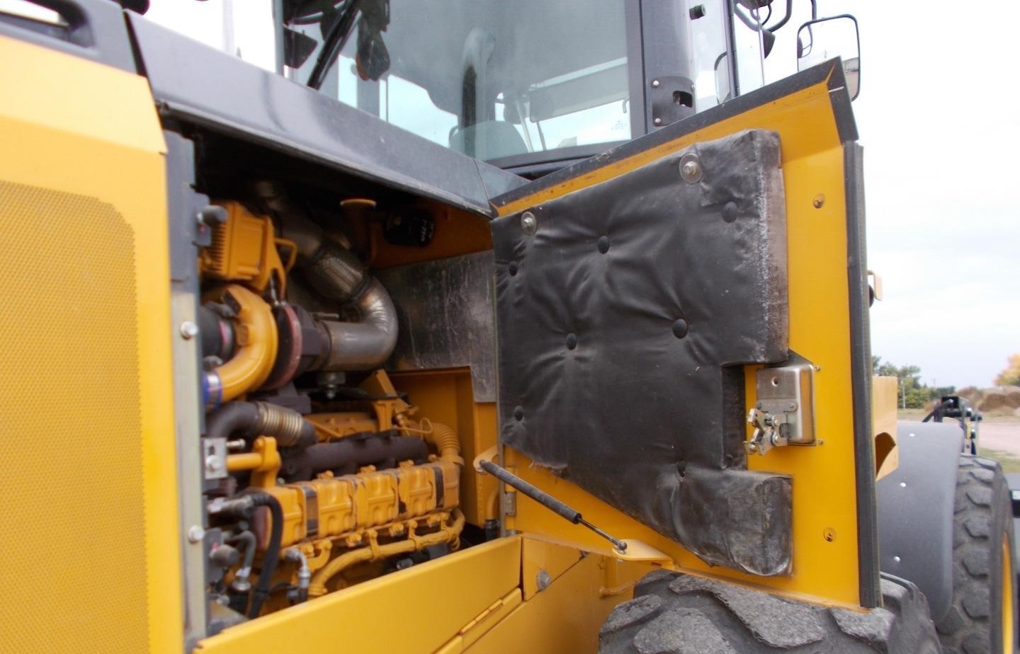gallery 2015 John Deere 544K Wheel Loader