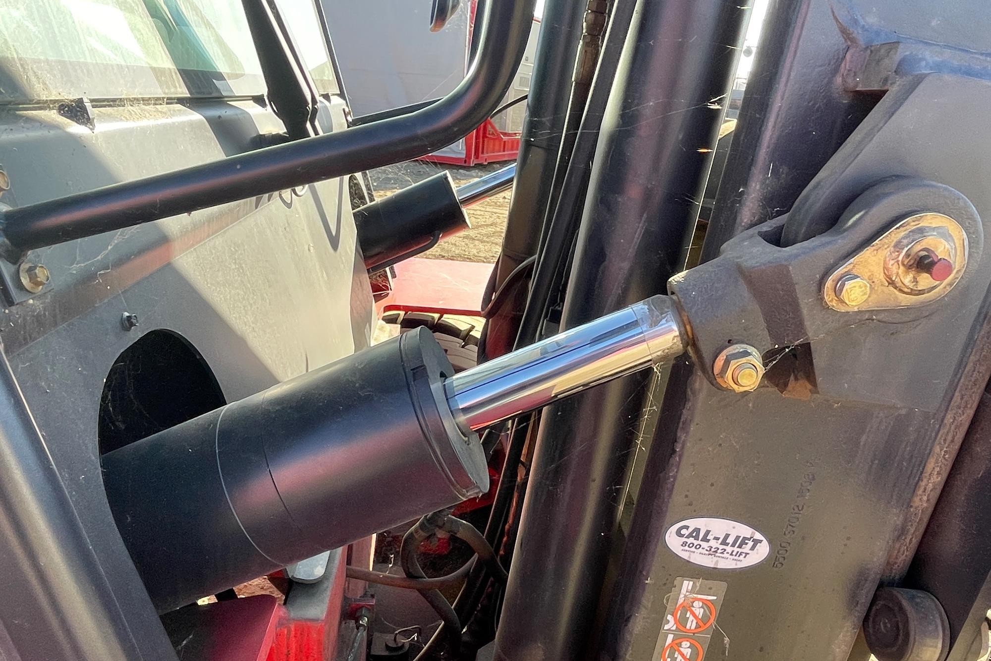 gallery 2020 Clark C75 2WD Forklift