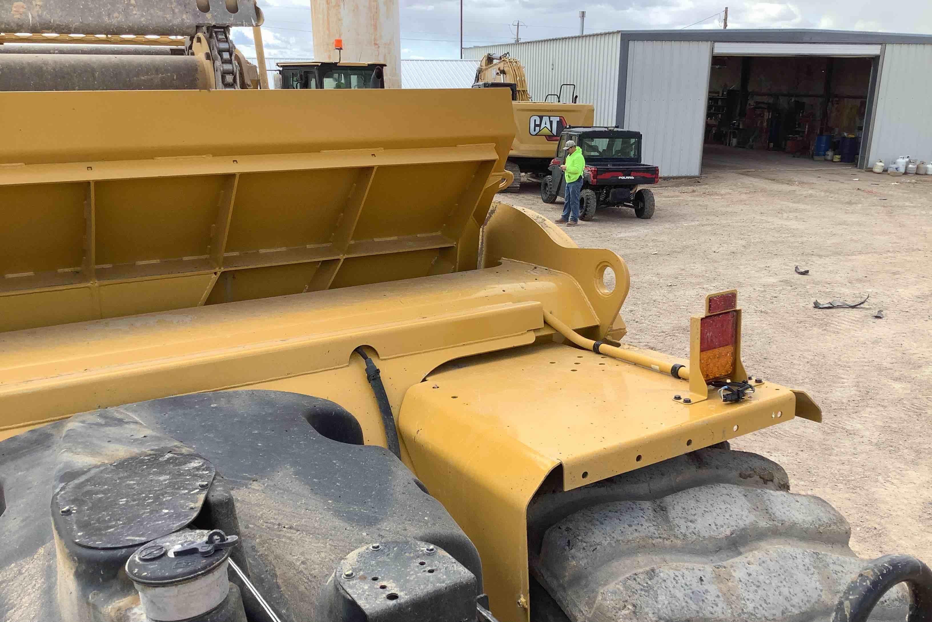 gallery 2017 Caterpillar 623K Self Propelled Elevating Scraper