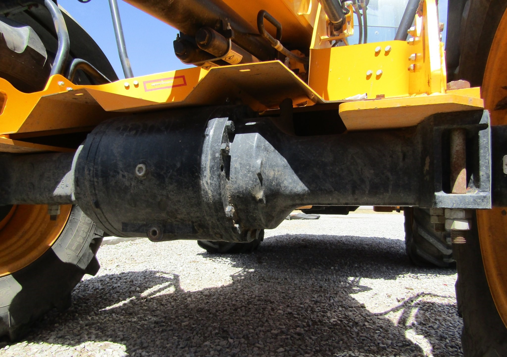 gallery 2013 JCB TM320 articulated telehandler