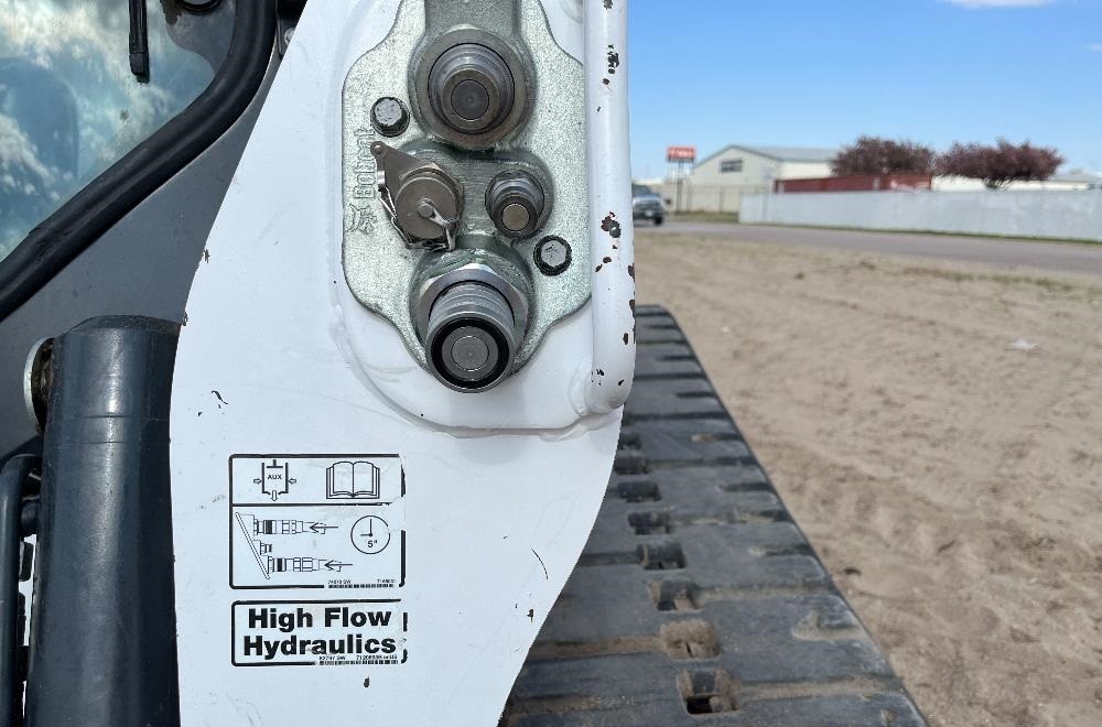 gallery 2019 Bobcat T770 Compact Track Loader