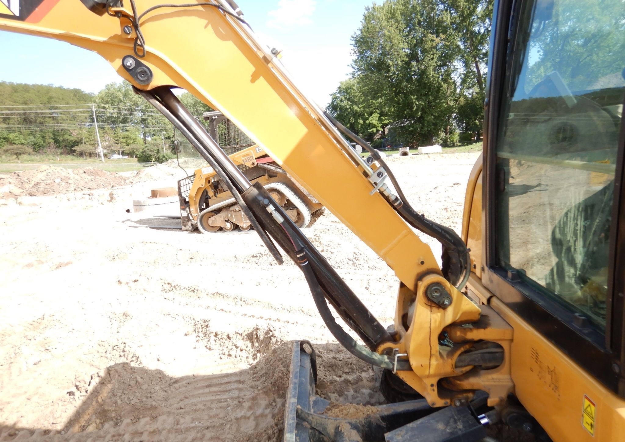 gallery 2017 Caterpillar 303.5 E2 mini excavator