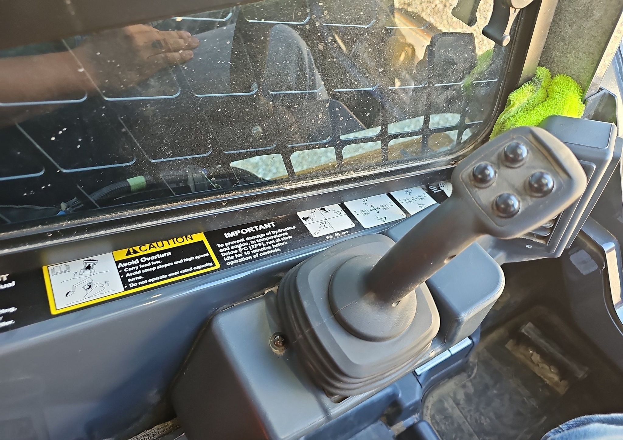 gallery 2021 John Deere 333G tracked skid steer loader