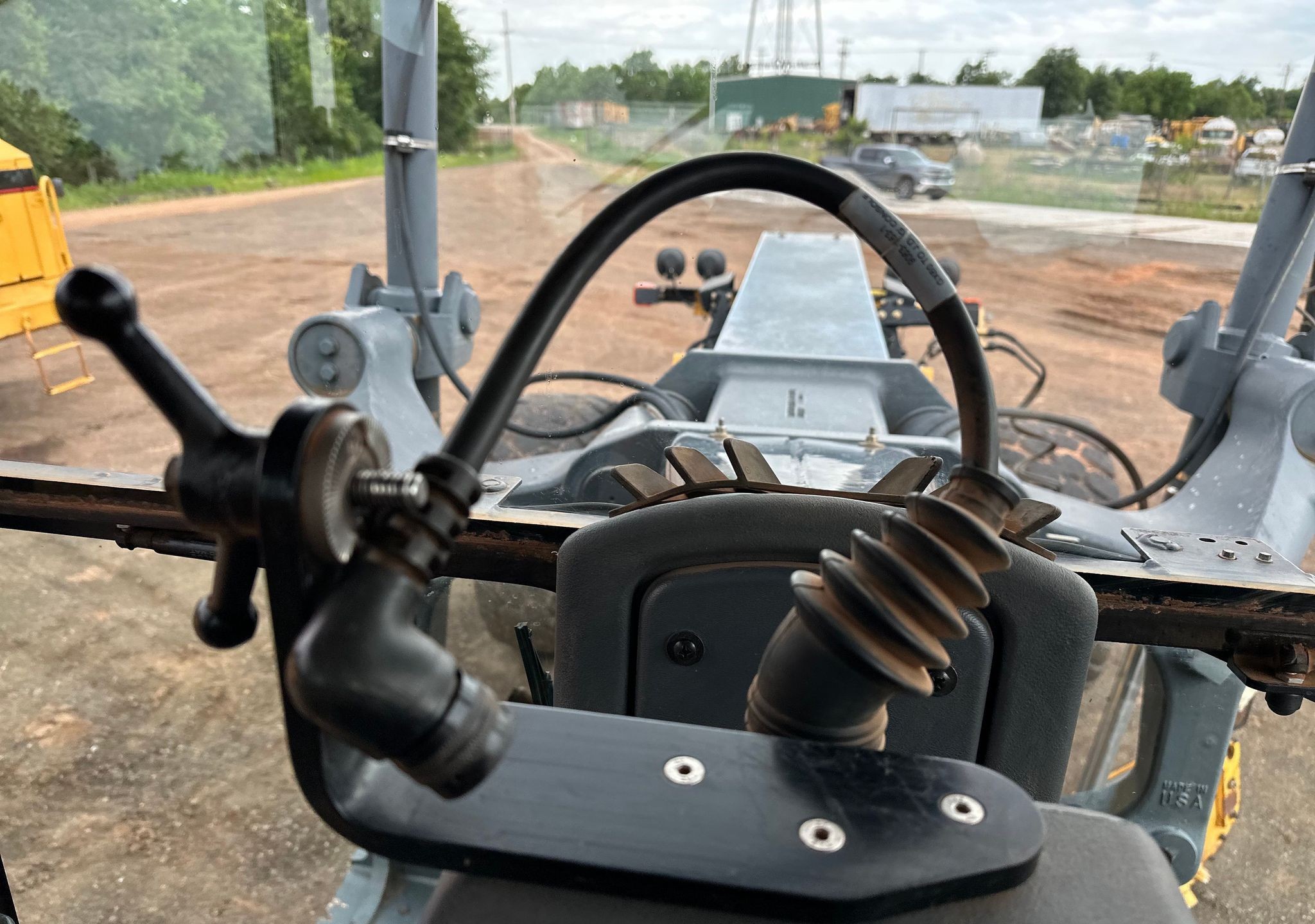 gallery 2013 John Deere 772GP motor grader