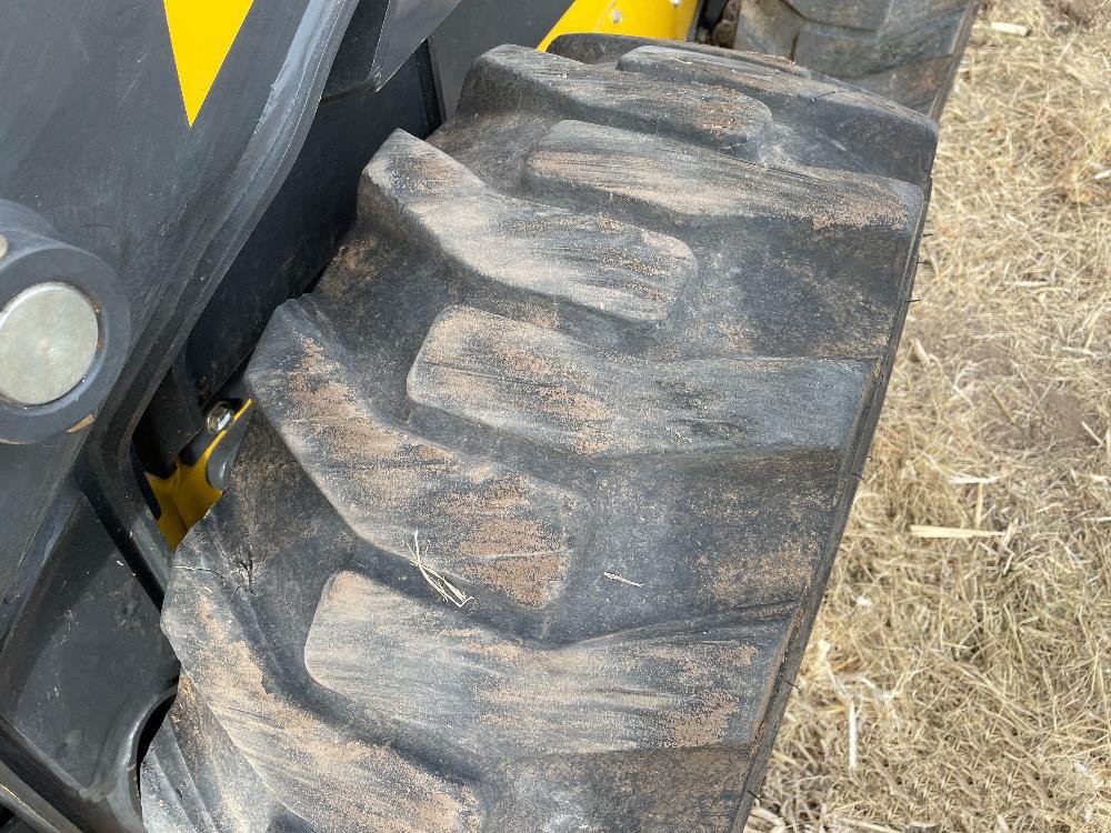 gallery 2020 New Holland L328 Skid Steer