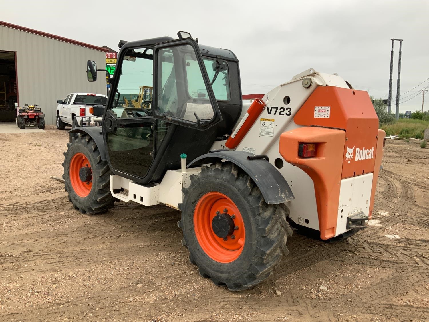 gallery 2010 Bobcat V723 4x4x4 Telehandler
