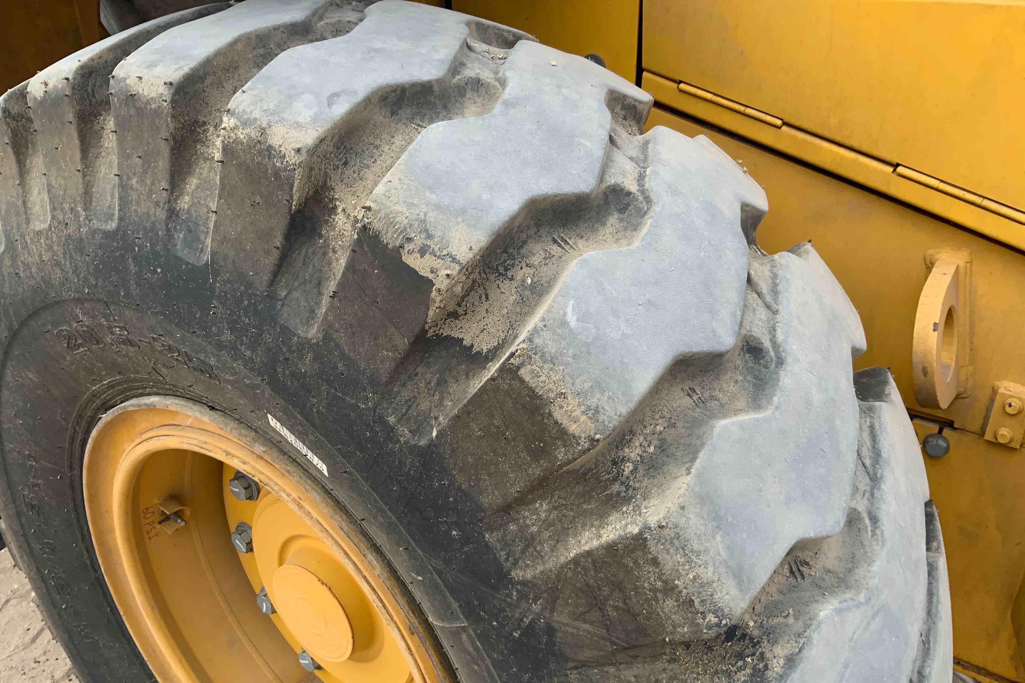 gallery John Deere 444K High Lift Wheel Loader