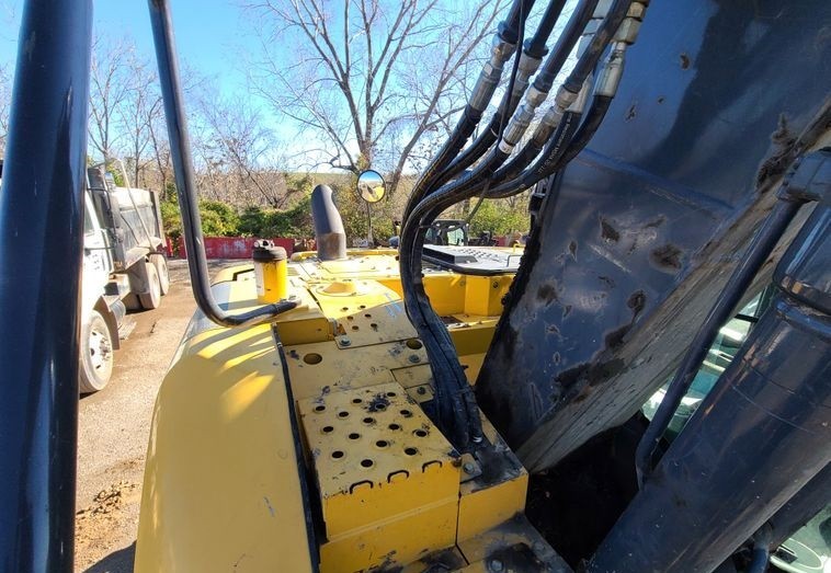 gallery 2014 John Deere 135G excavator