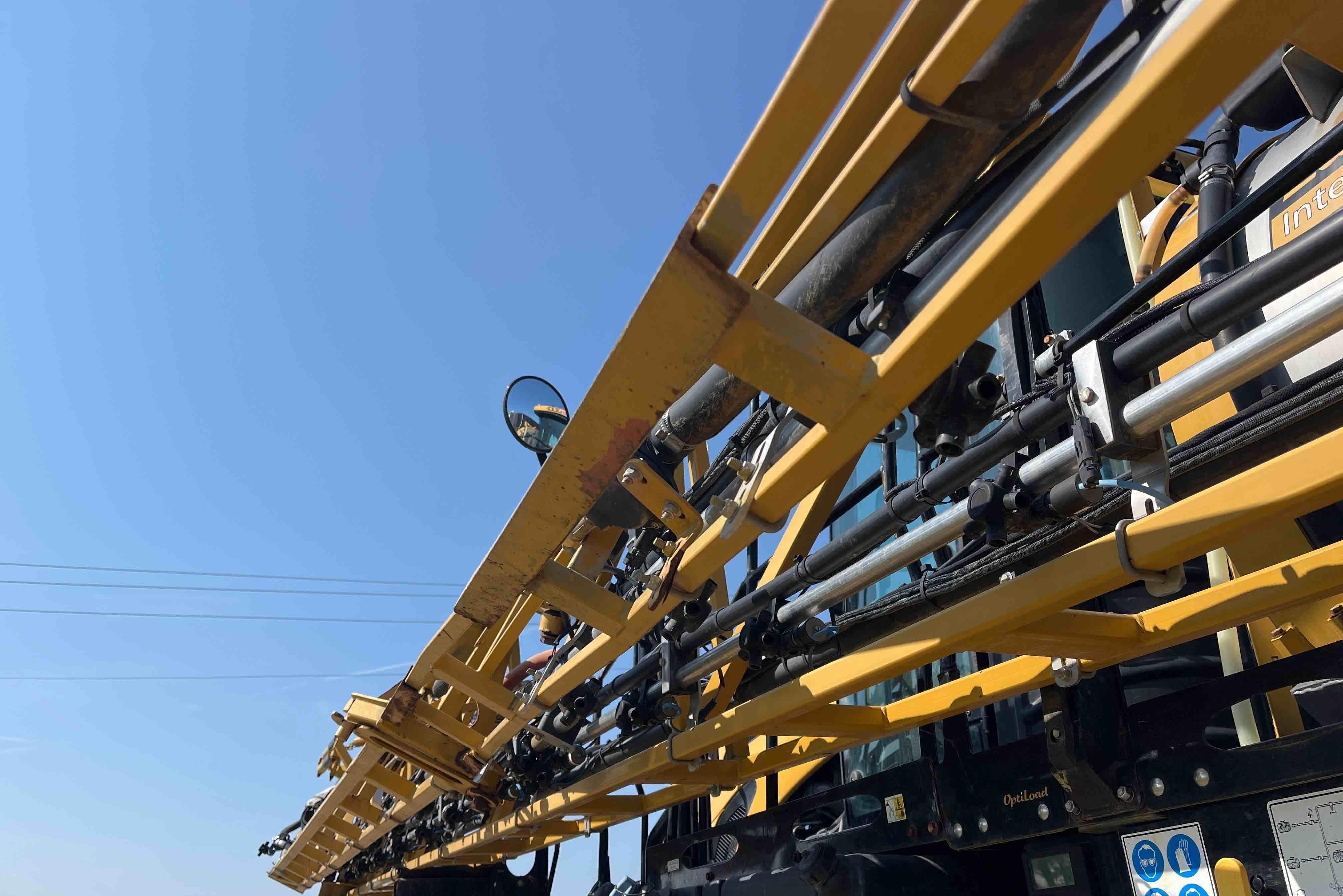 gallery 2019 RoGator RG1300C Self-Propelled Sprayer