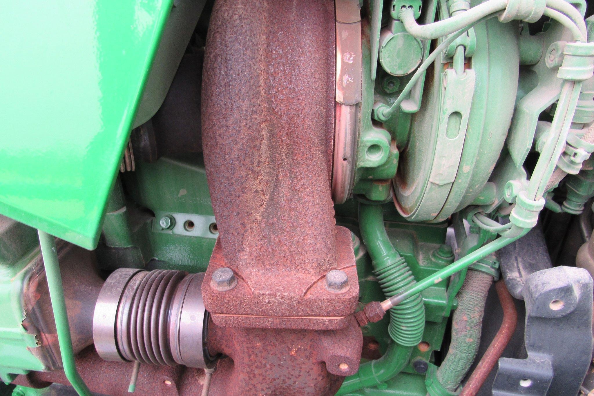 gallery 2014 John Deere R4038 self-propelled sprayer