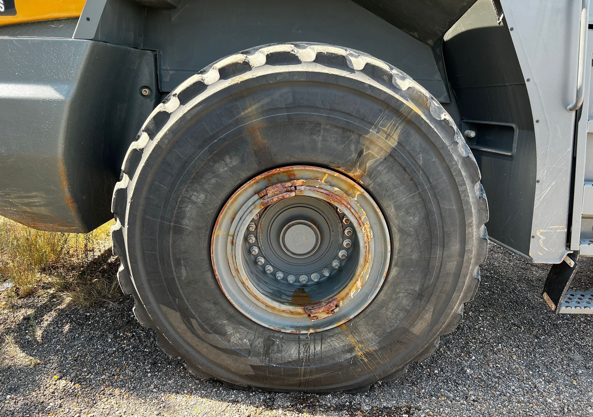 gallery 2017 Liebherr L586 wheel loader