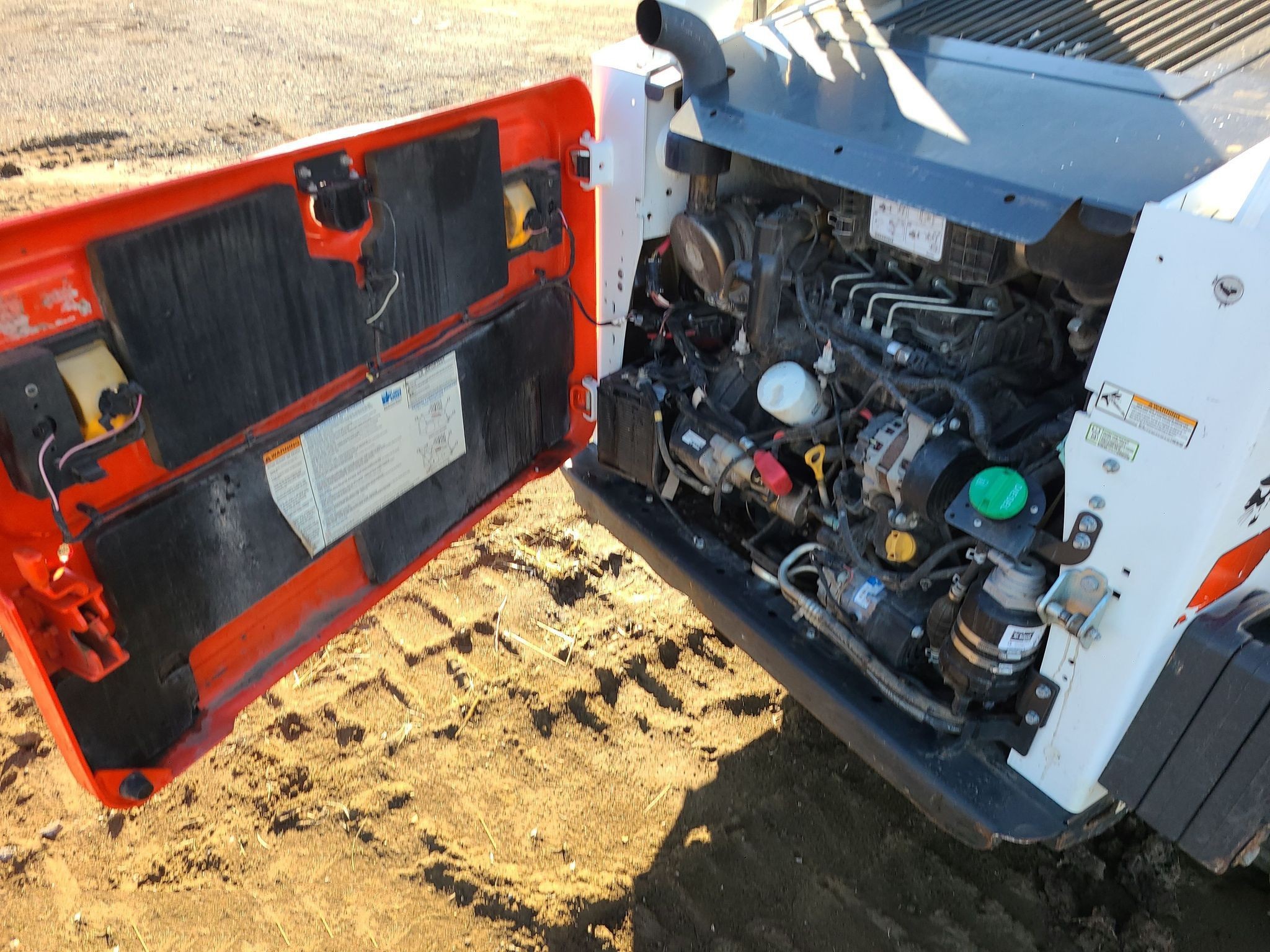 gallery 2020 Bobcat T650 tracked skid steer loader