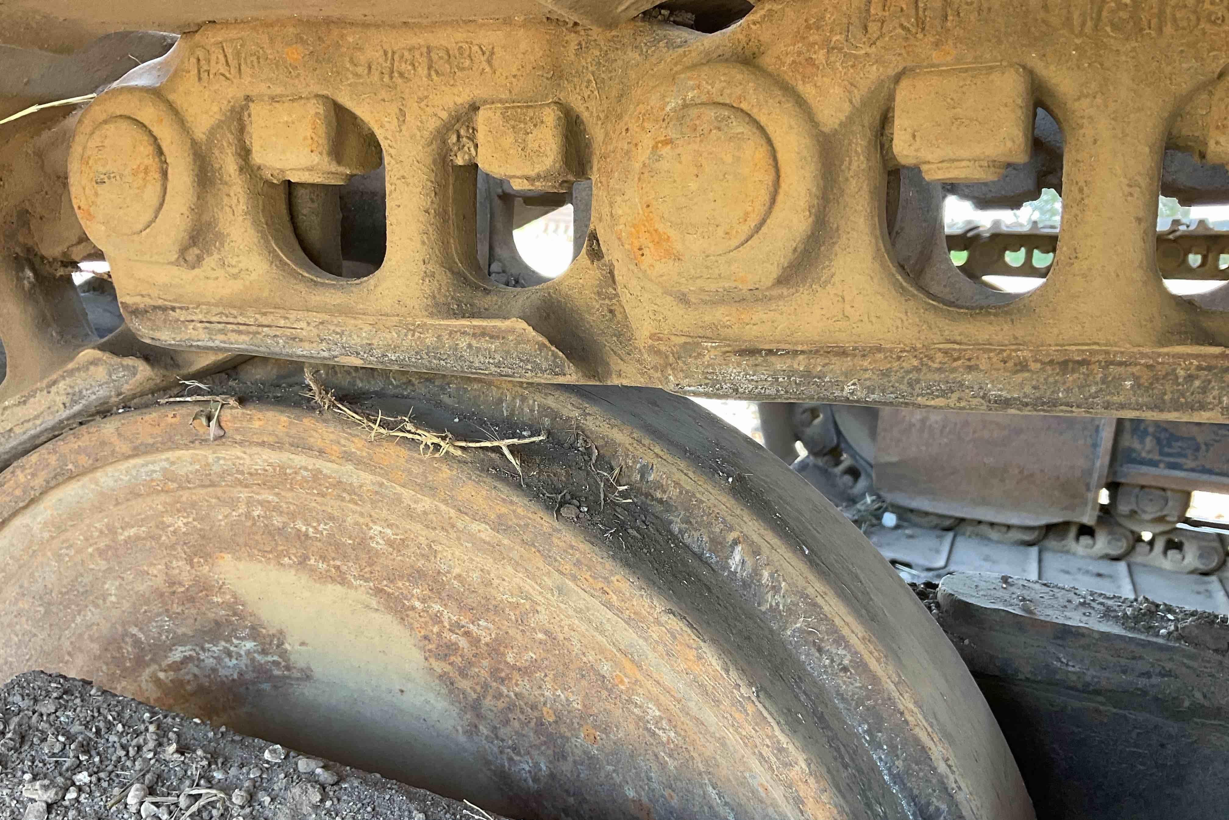 gallery 2004 Caterpillar 320CLU Excavator