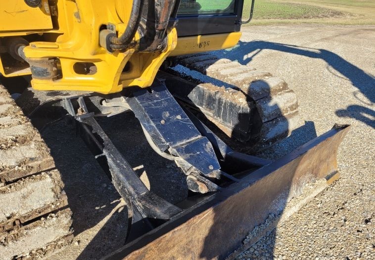 gallery 2017 Caterpillar 308E2 CR mini excavator