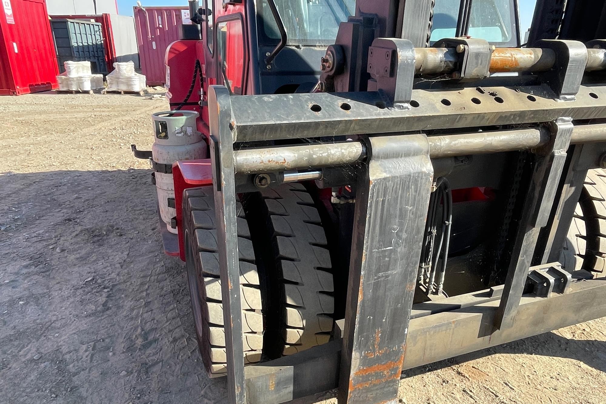 gallery 2020 Clark C75 2WD Forklift