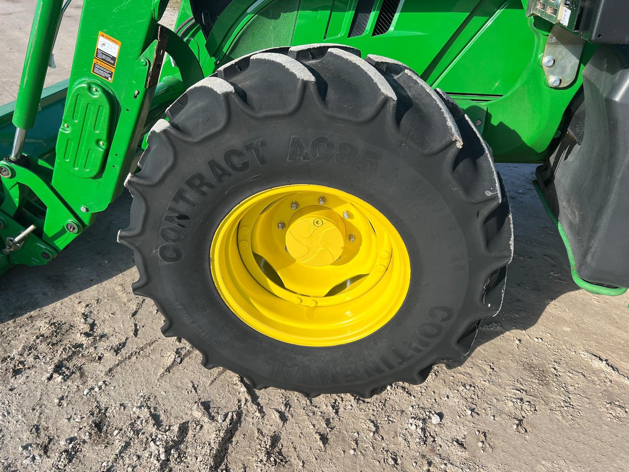 gallery 2013 John Deere 6125R MFWD Tractor Loader