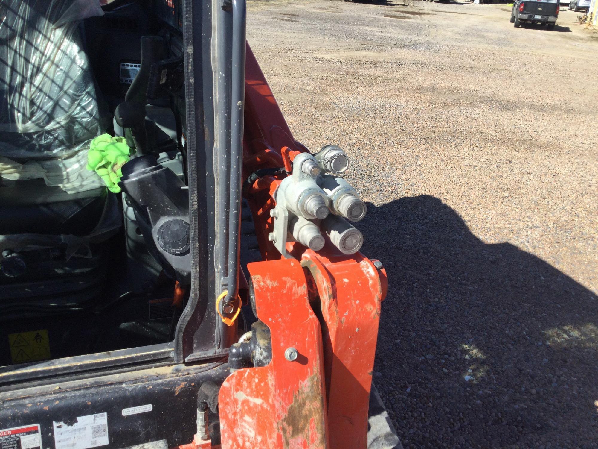 gallery 2022 Kubota SVL97-2 Compact Track Loader
