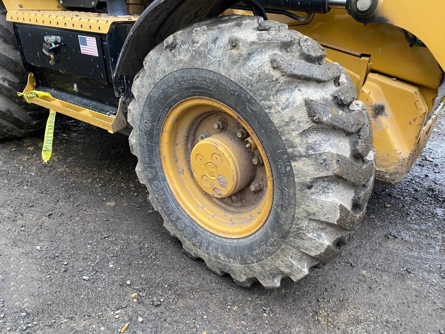 gallery 2015 CATERPILLAR 420F2