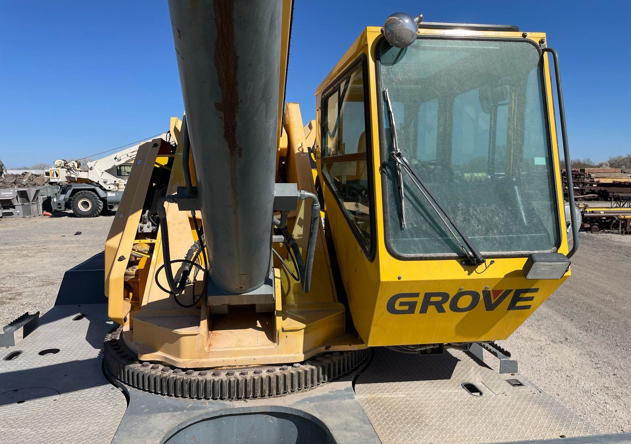gallery 2007 Grove RT875E crane