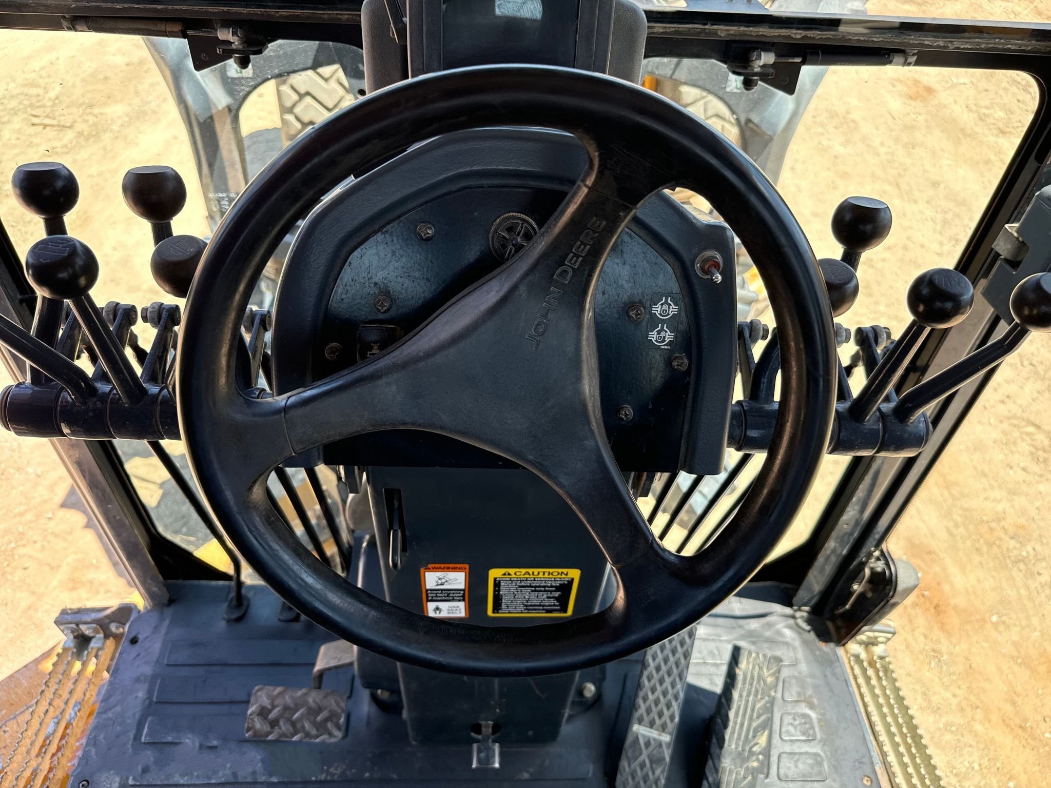 gallery 2011 John Deere 772G motor grader