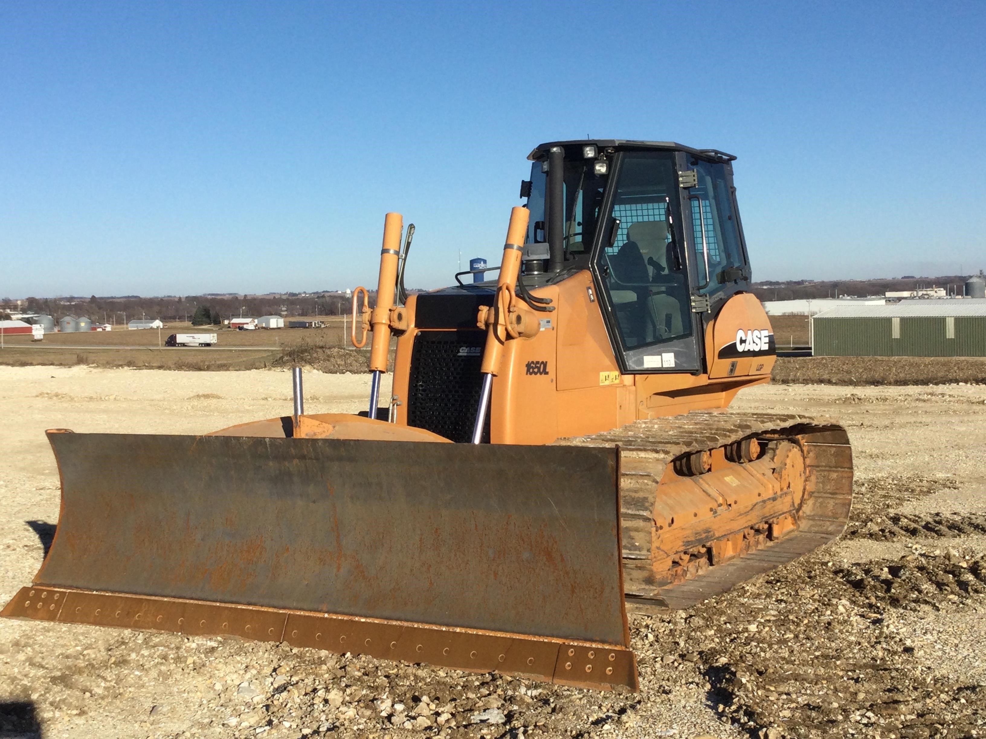 gallery 2008 Case 1650L LGP Dozer