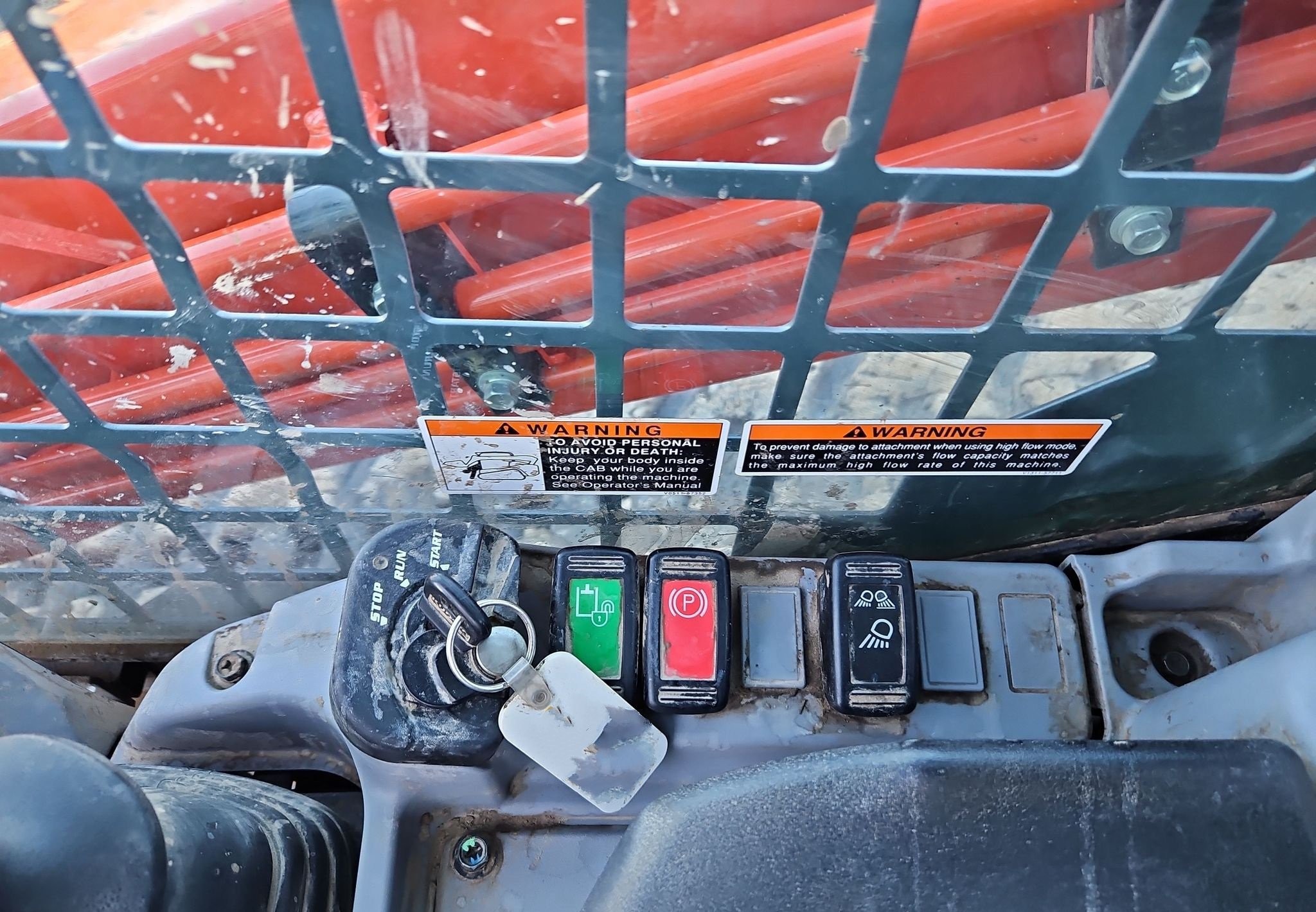 gallery 2022 Kubota SVL97-2 tracked skid steer loader