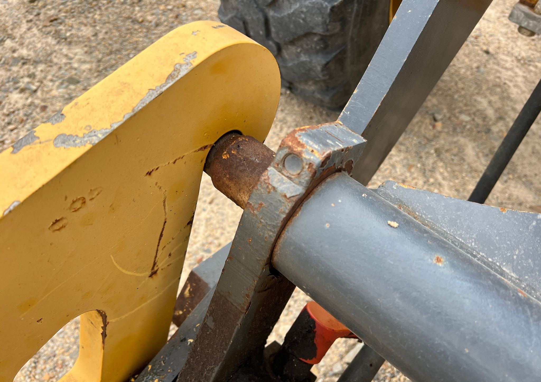 gallery 2016 John Deere 324K wheel loader