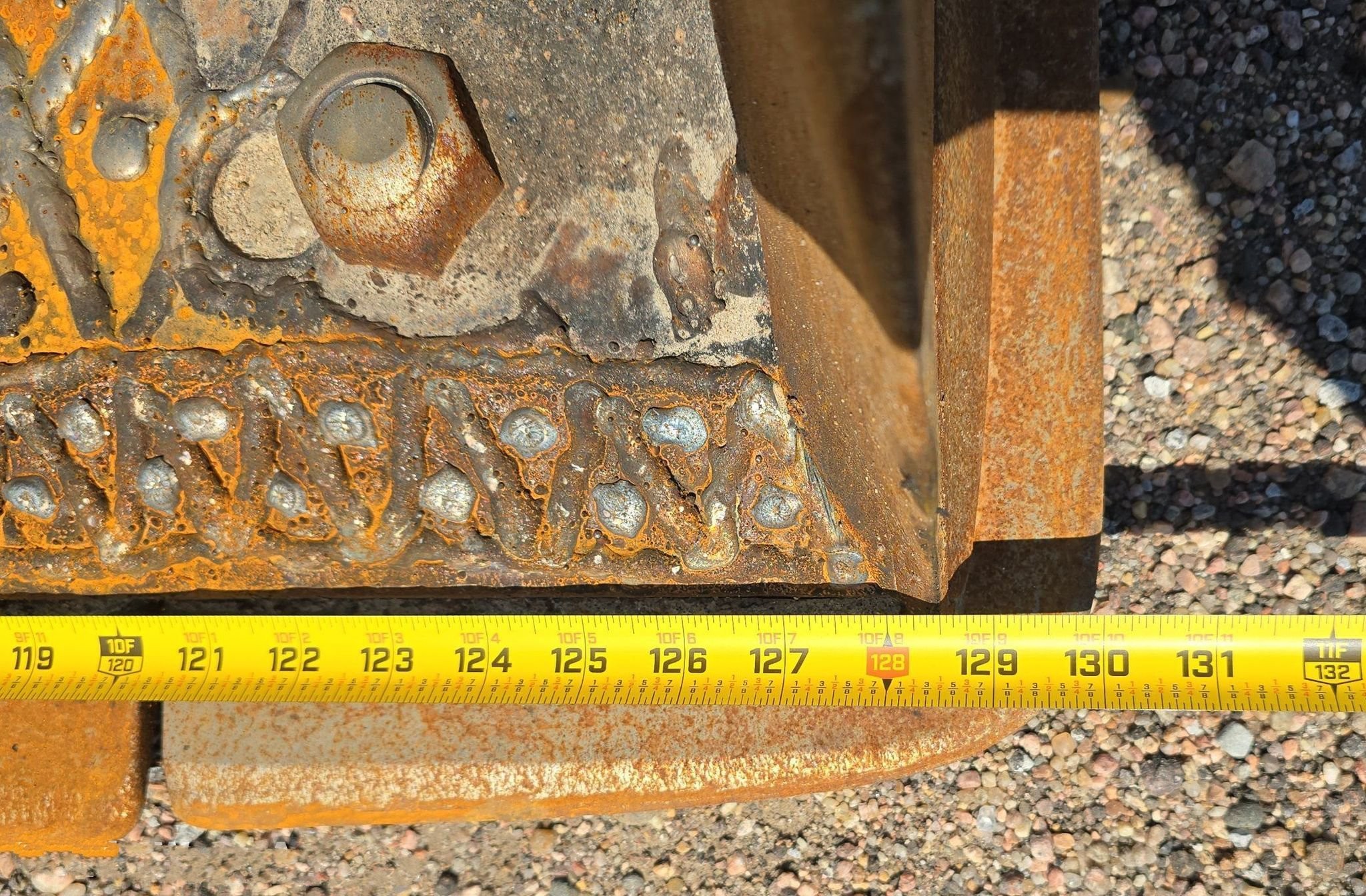 gallery 2014 John Deere 824K Wheel Loader