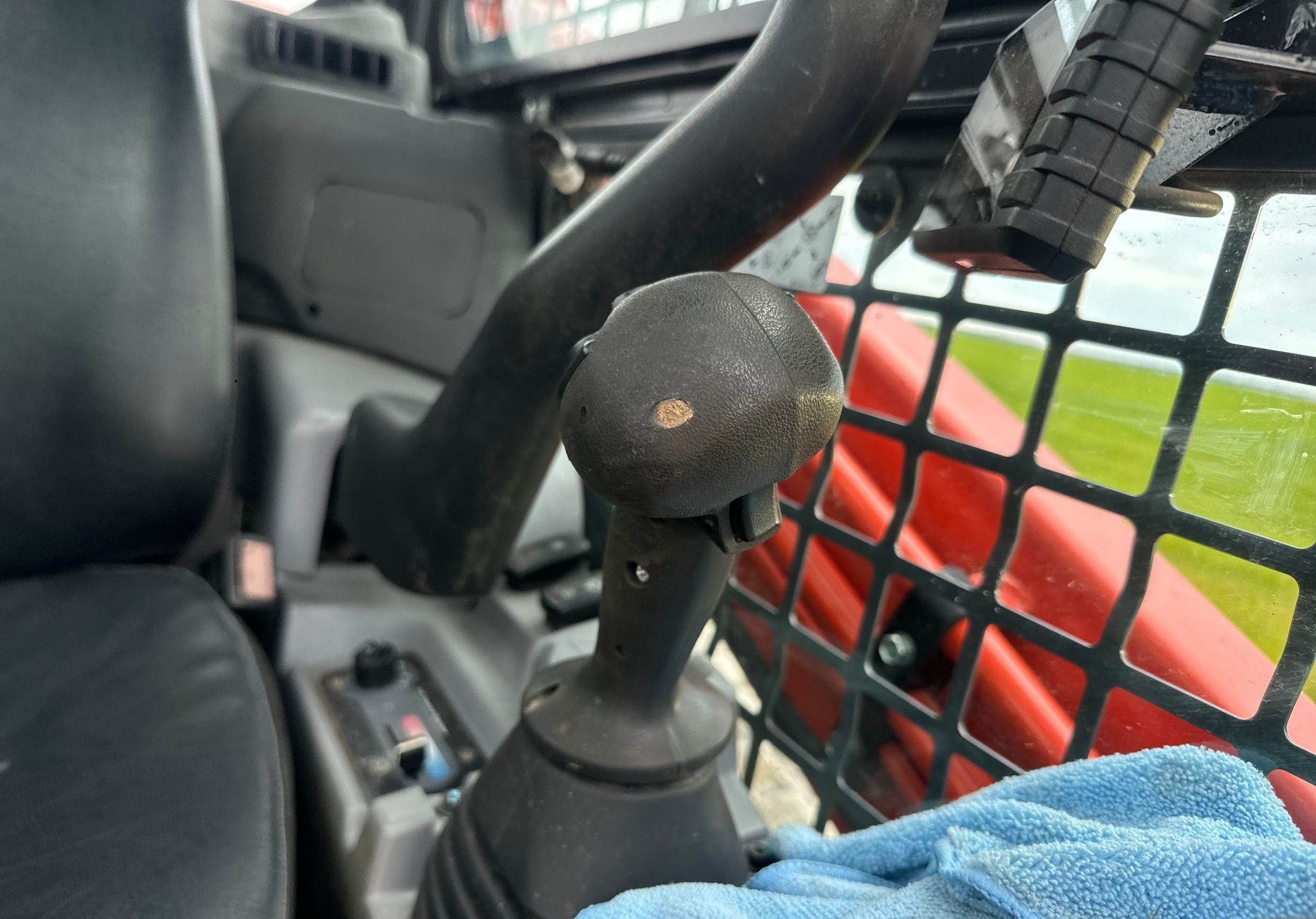 gallery 2021 Kubota SVL97-2 tracked skid steer loader